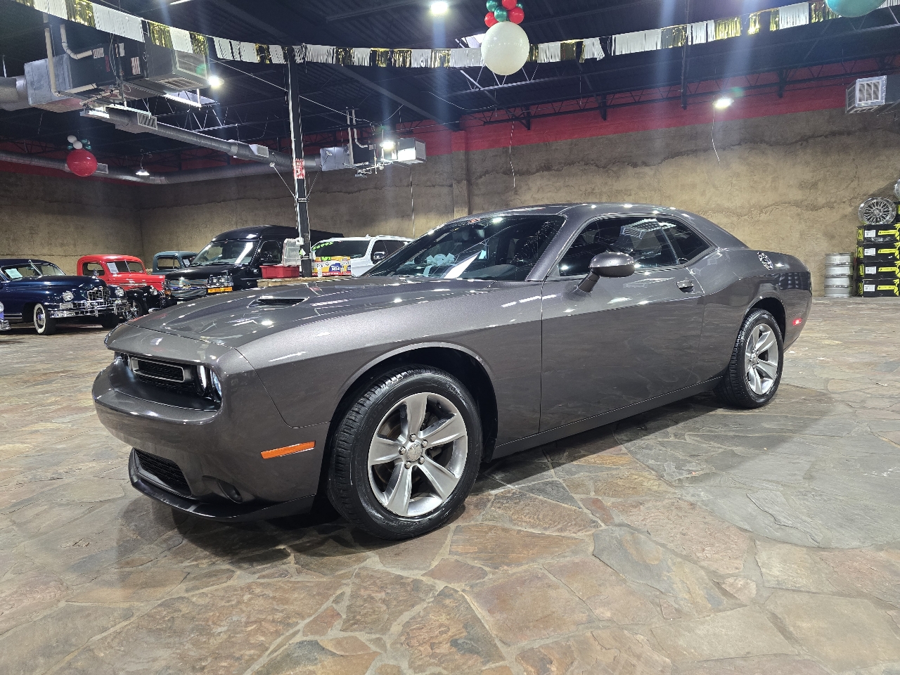 Dodge Challenger 2dr Cpe SXT 2015