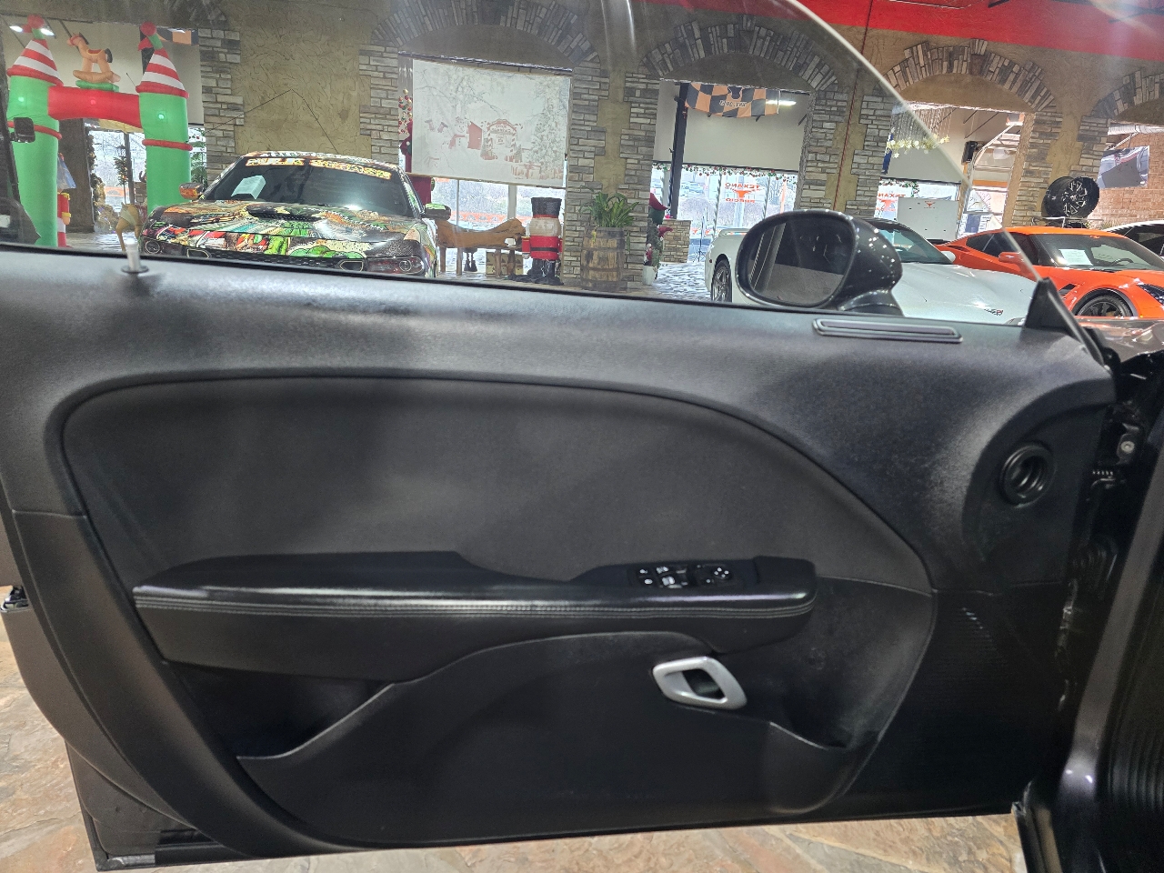 Dodge Challenger 2dr Cpe SXT 2015