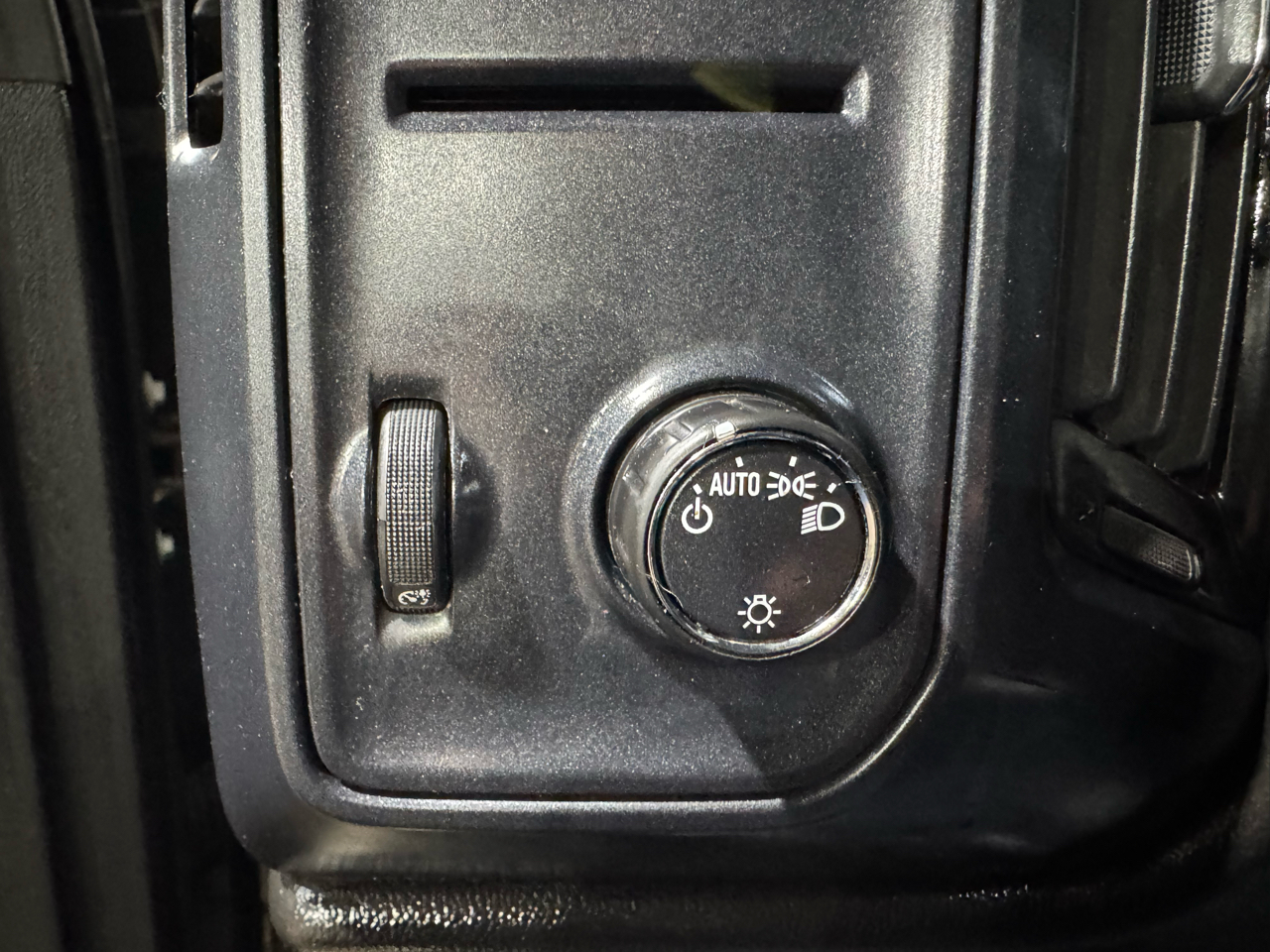 Chevrolet Silverado 1500 2WD Double Cab 143.5" Work Truck w/2WT 2014