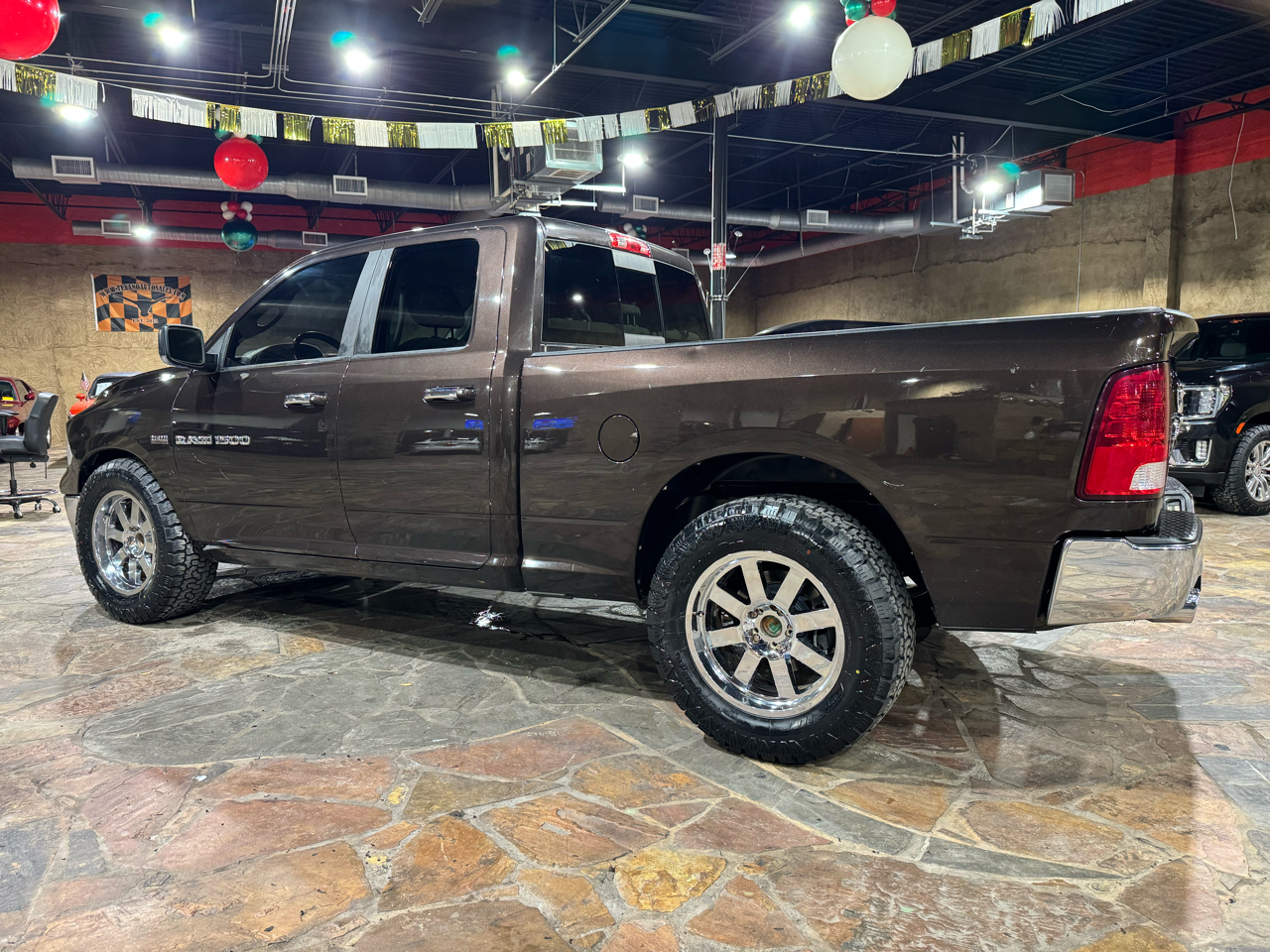 RAM 1500 2WD Quad Cab 140.5" Big Horn 2011