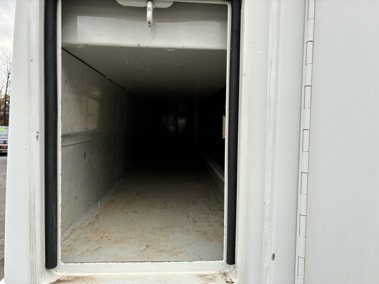 Ford Transit Cutaway T-250 138" 9000 GVWR SRW 2016