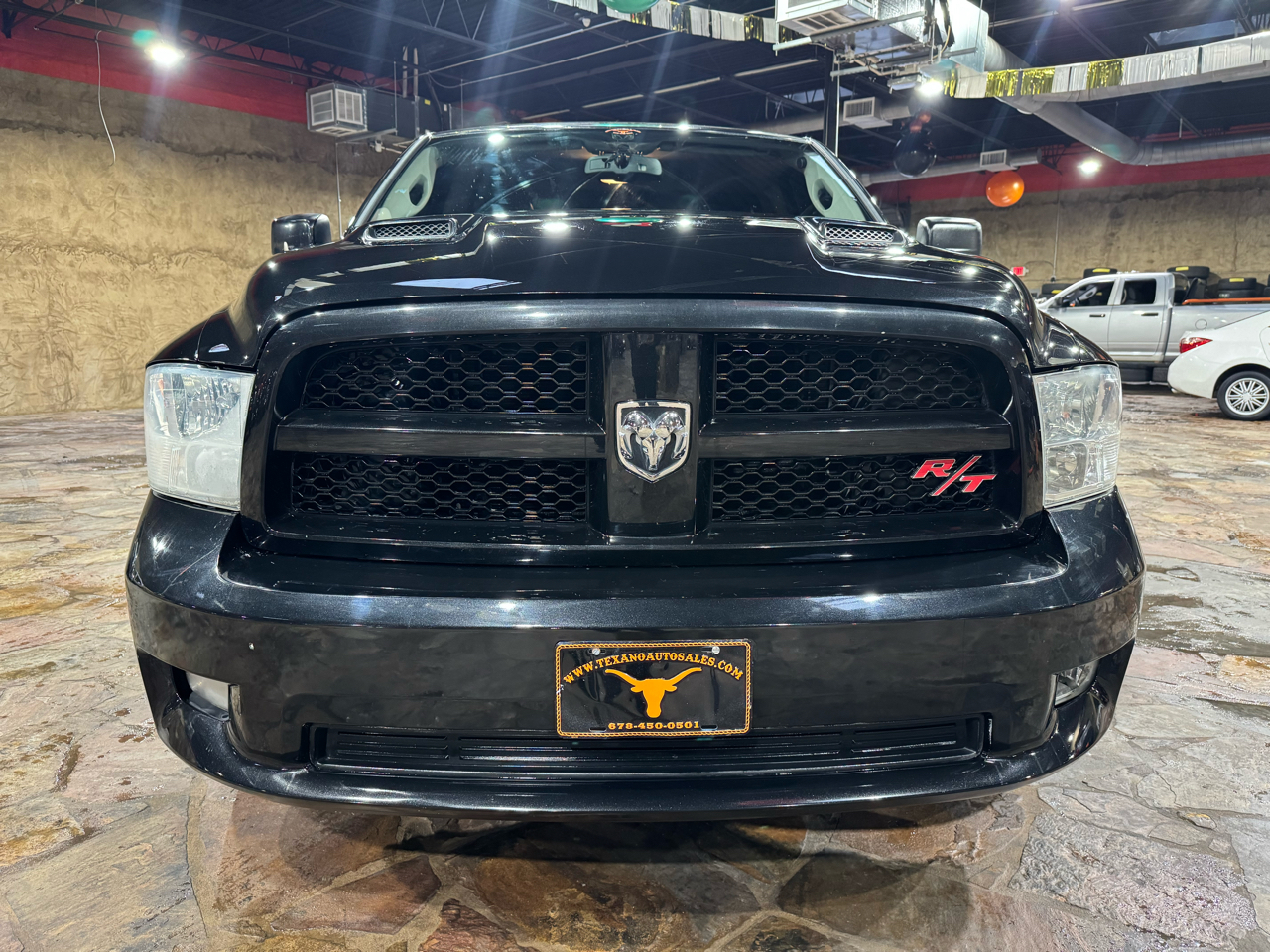 RAM 1500 2WD Reg Cab 120.5" R/T 2011