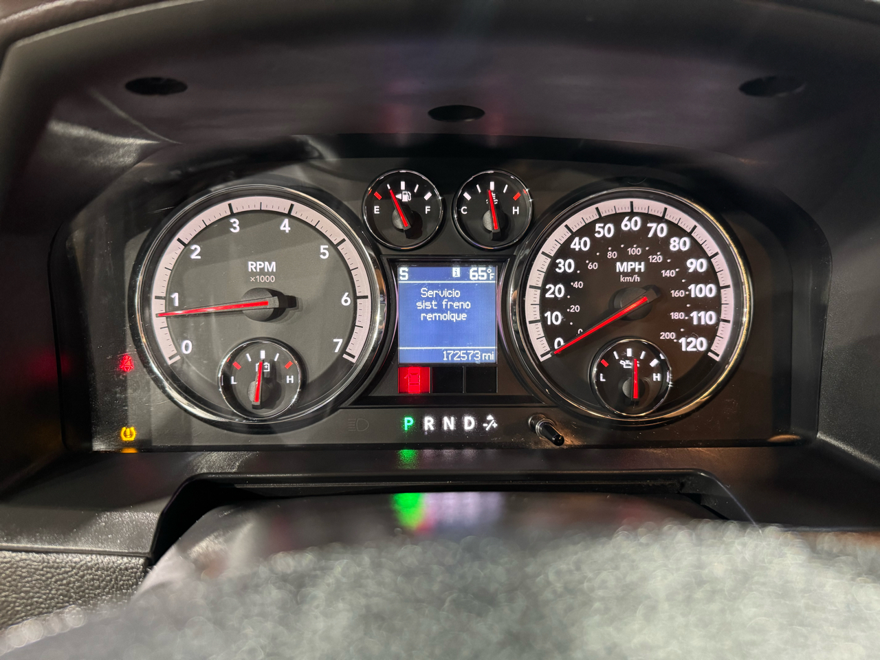 RAM 1500 2WD Reg Cab 120.5" R/T 2011