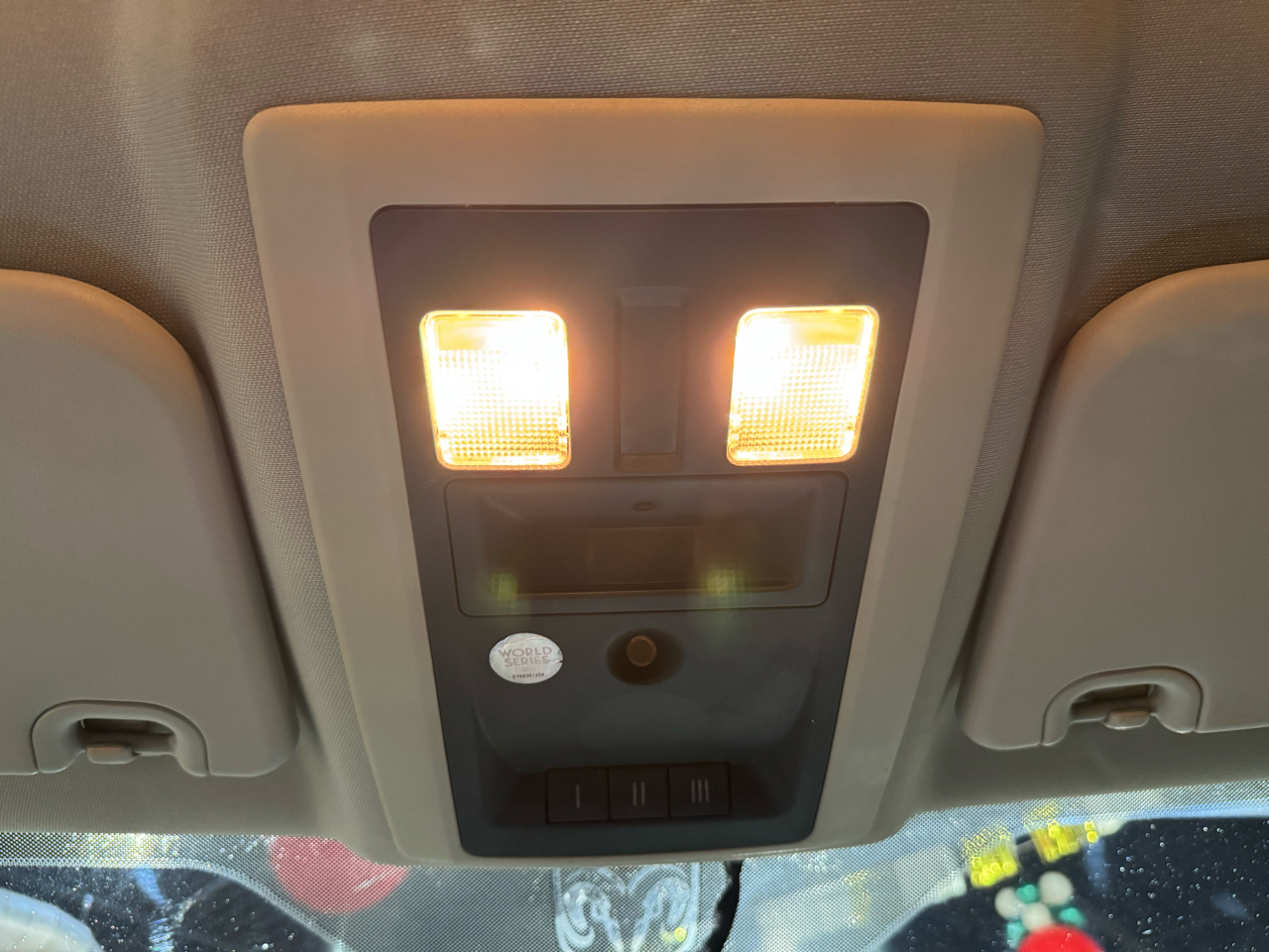 RAM 1500 2WD Reg Cab 120.5" R/T 2011