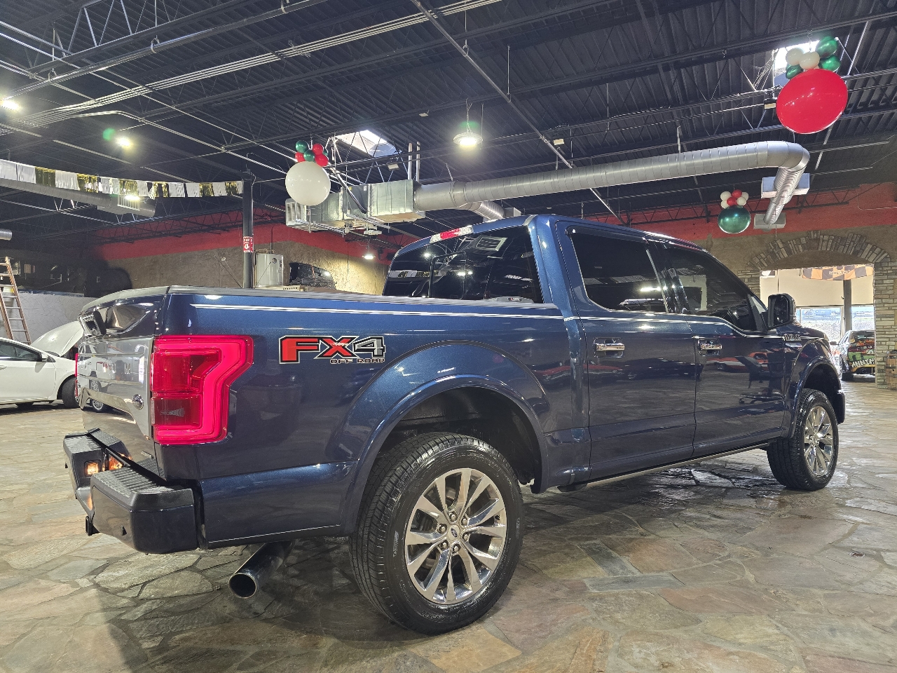 Ford F-150 4WD SuperCrew 145" Platinum 2015