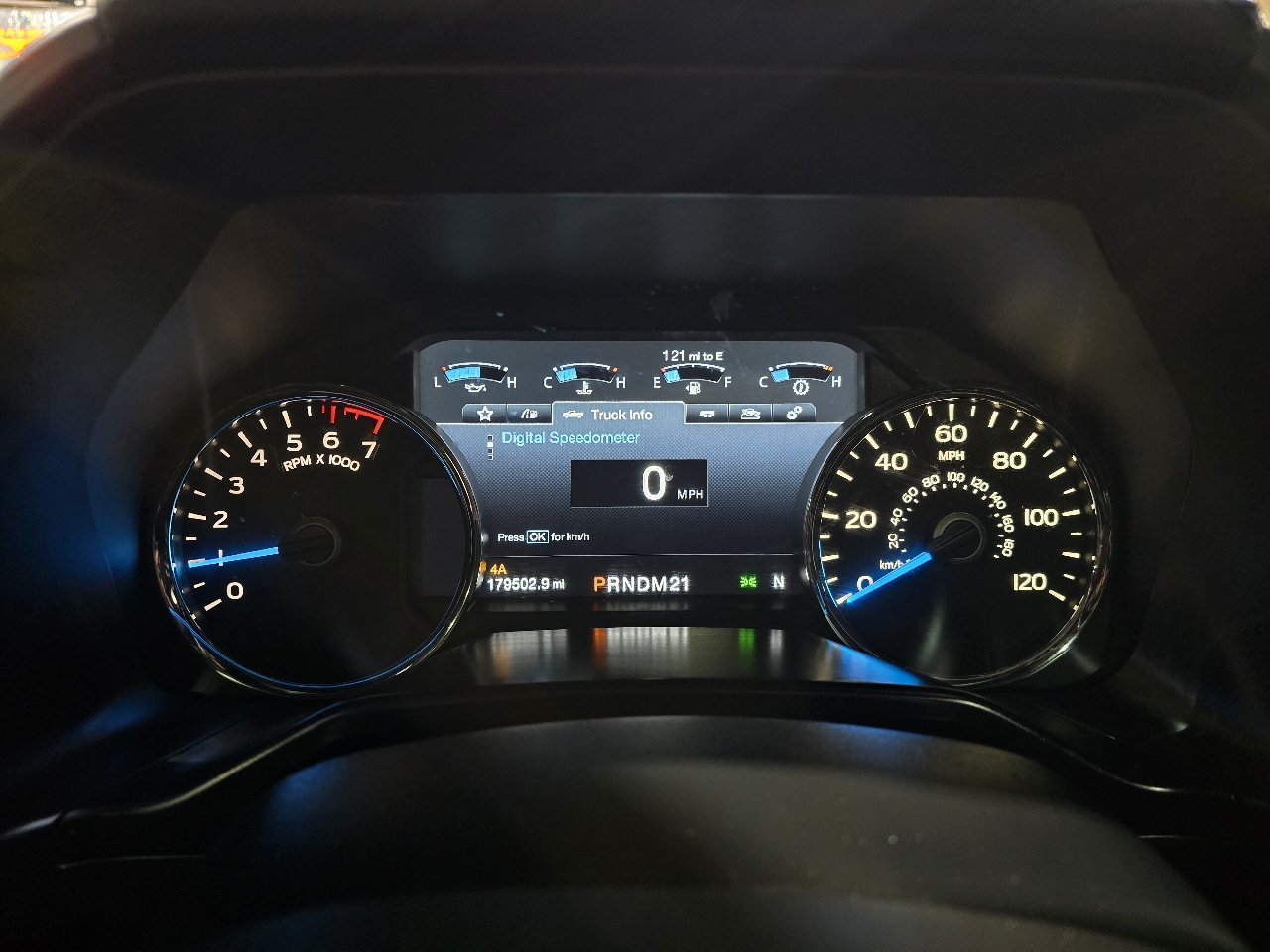 Ford F-150 4WD SuperCrew 145" Platinum 2015