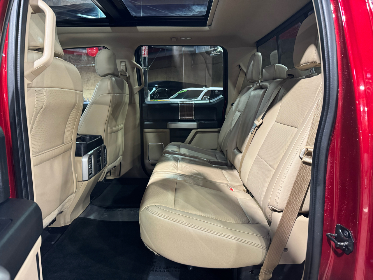 Ford F-150 4WD SuperCrew 145" Lariat 2016