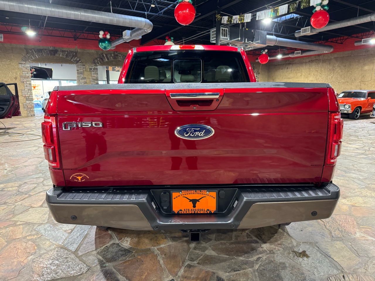 Ford F-150 4WD SuperCrew 145" Lariat 2015