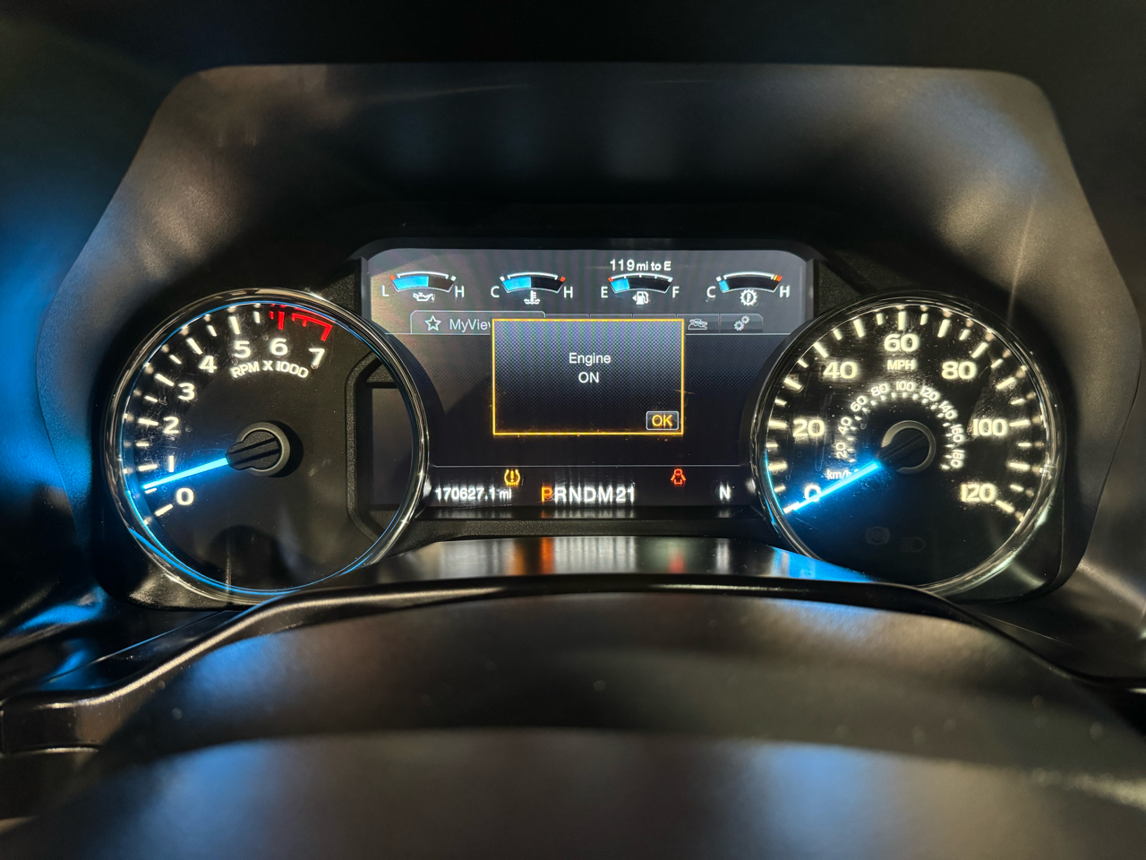 Ford F-150 4WD SuperCrew 145" Lariat 2015