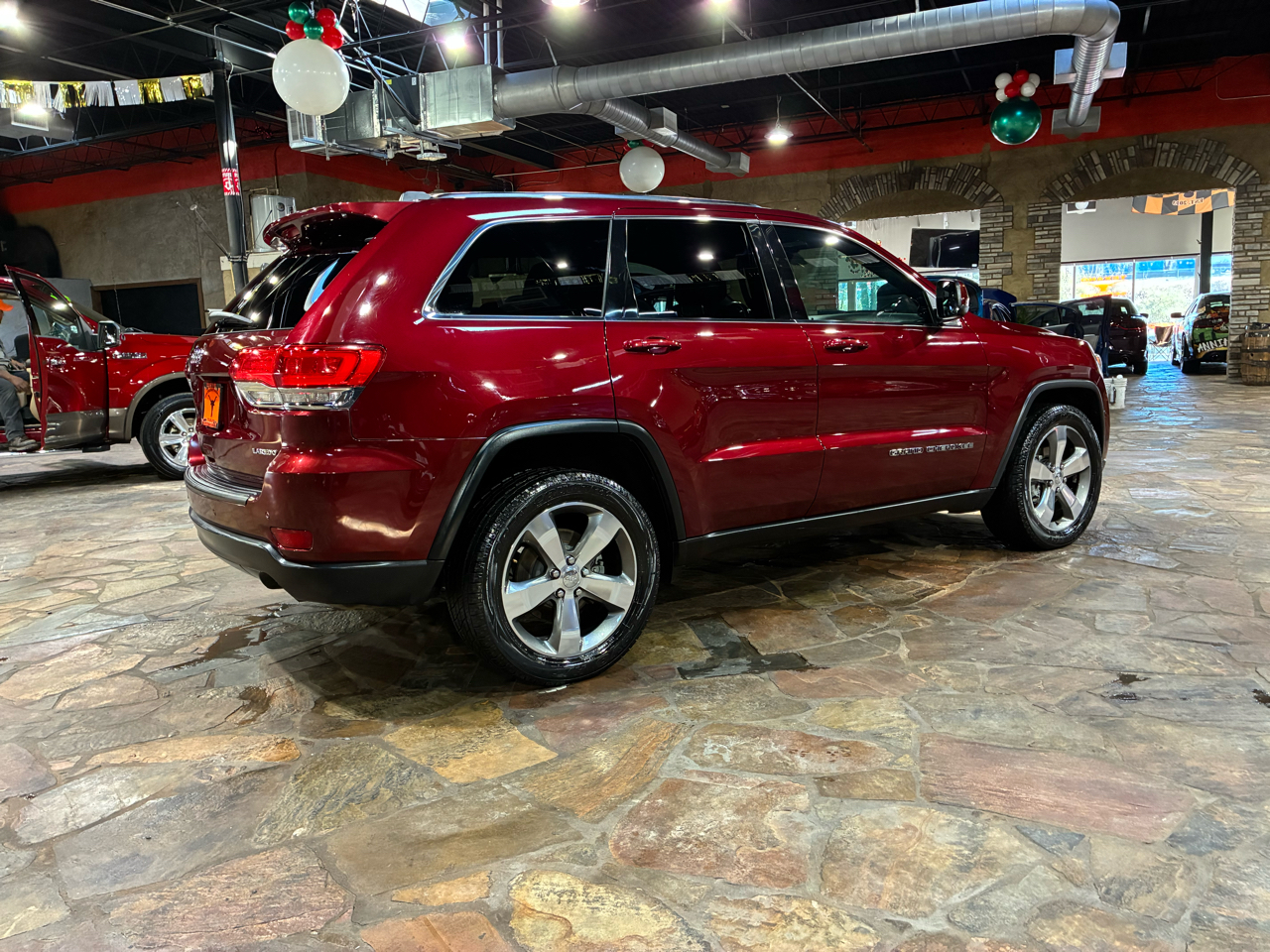 Jeep Grand Cherokee Laredo 4x2 *Ltd Avail* 2018