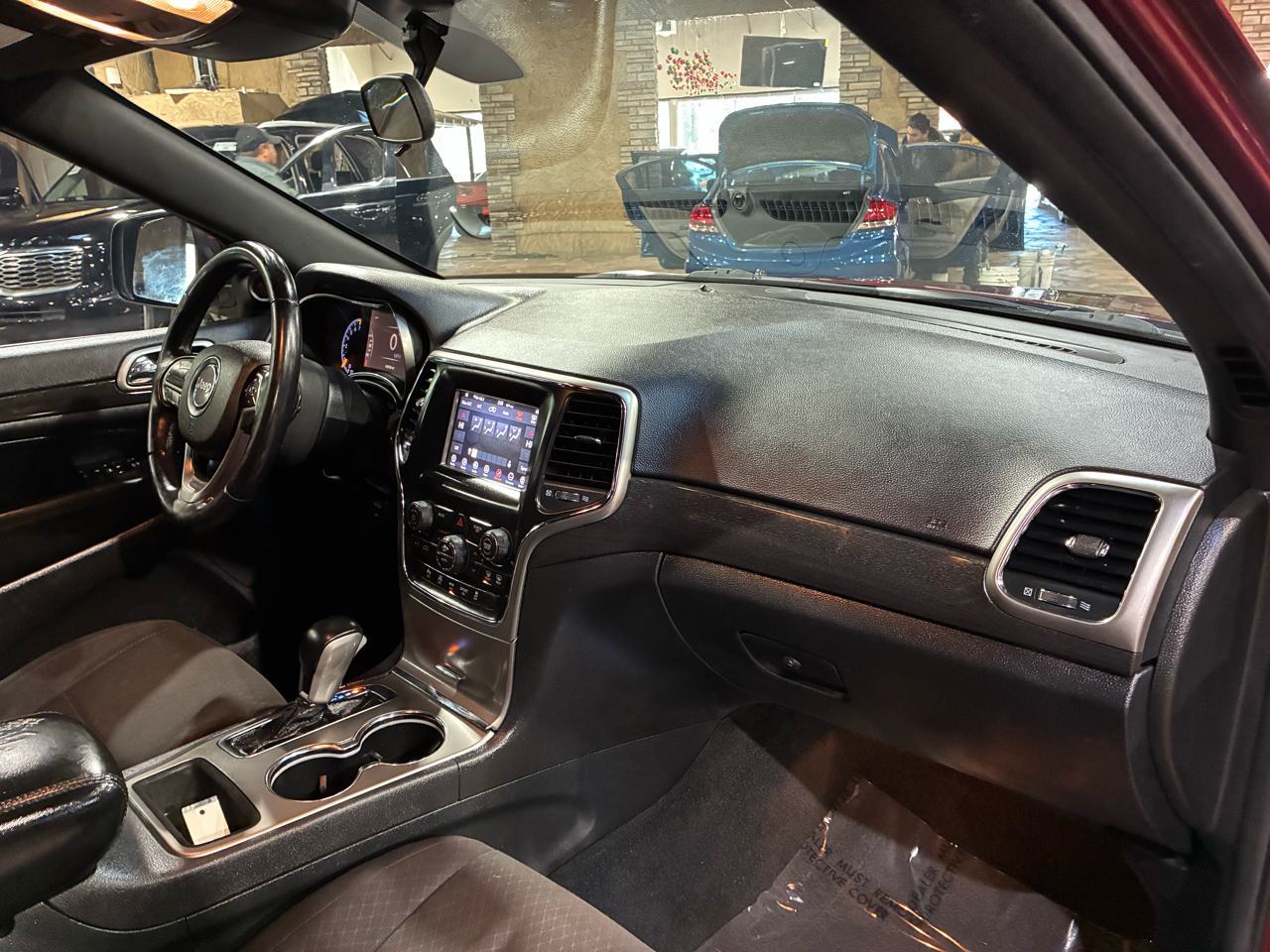 Jeep Grand Cherokee Laredo 4x2 *Ltd Avail* 2018