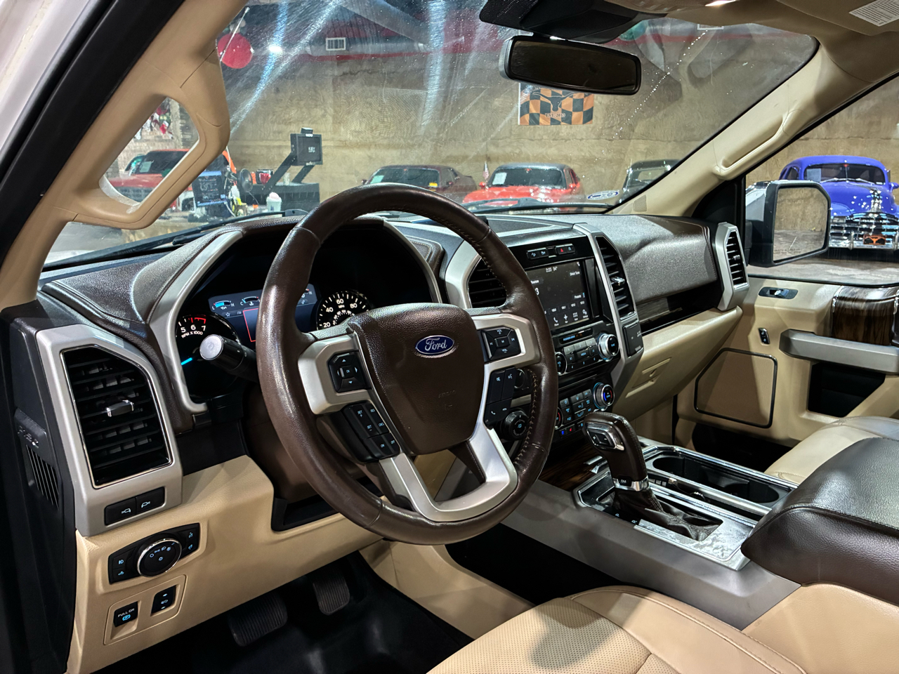 Ford F-150 4WD SuperCab 133" Lariat 2018