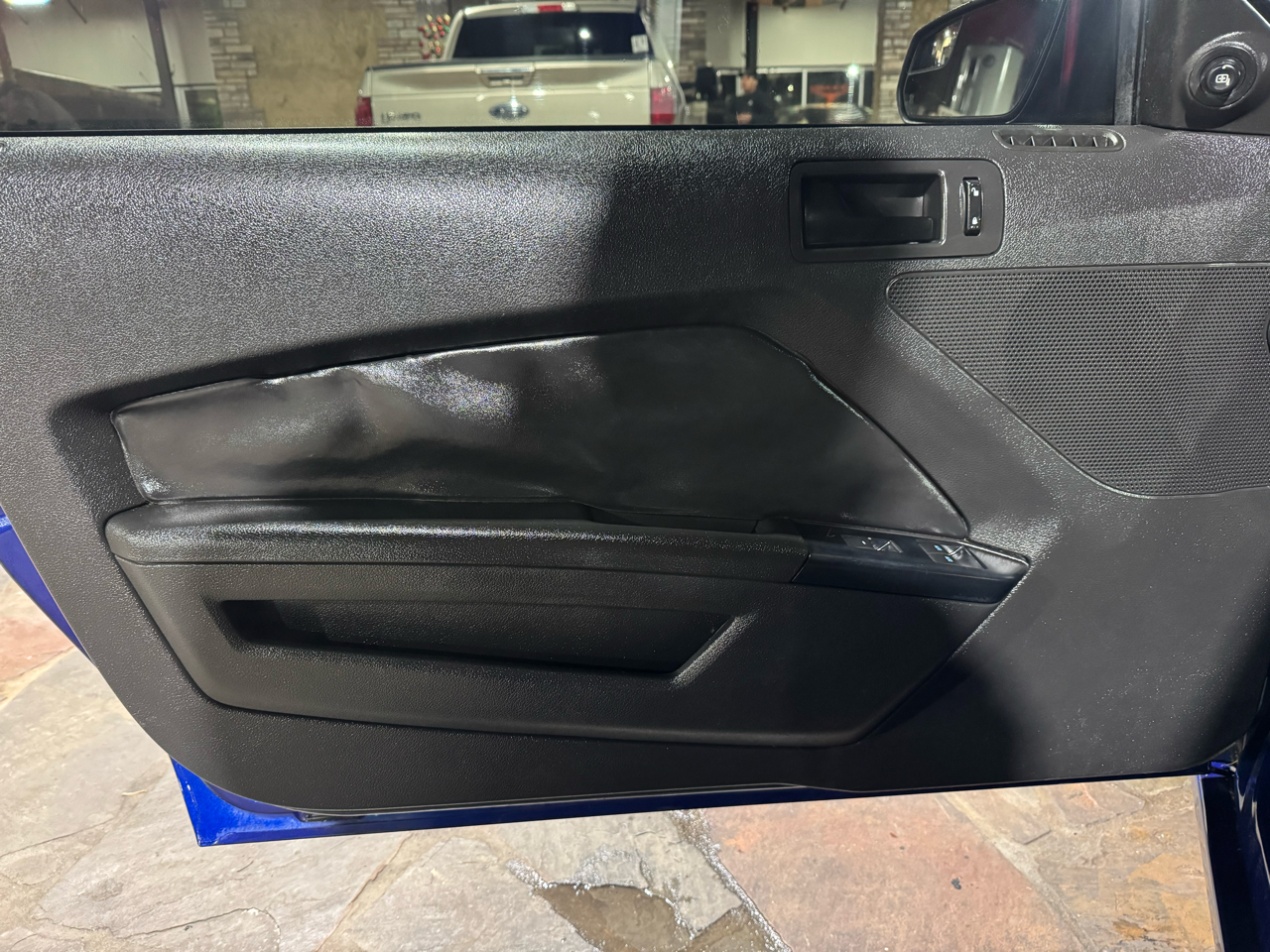 Ford Mustang 2dr Conv V6 2014