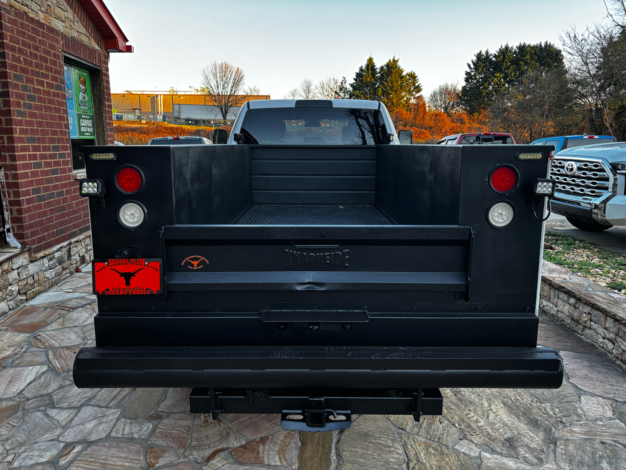 RAM 3500 Chassis Cab Tradesman 4WD Crew Cab 60" CA 172.4" WB 2017