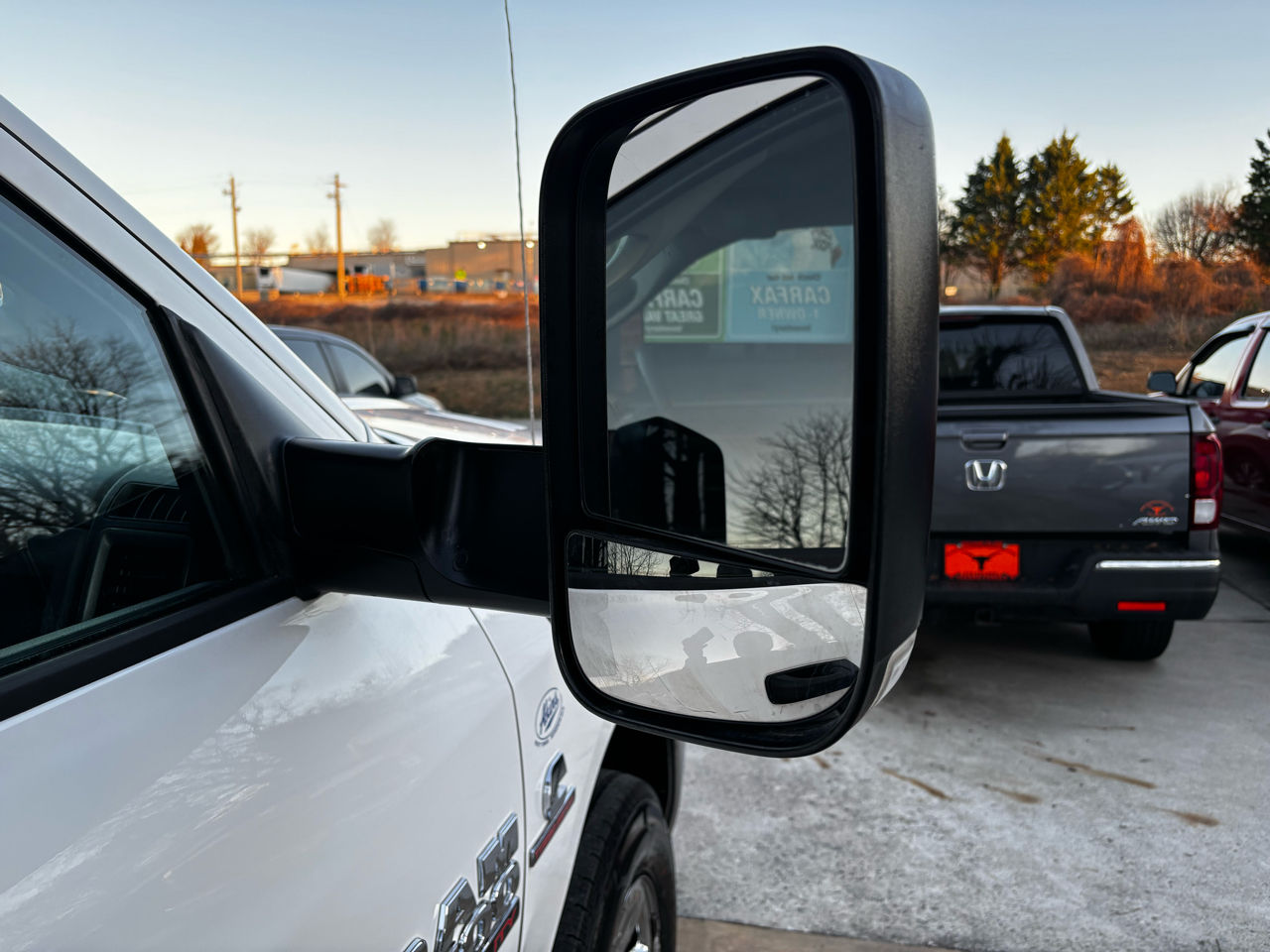 RAM 3500 Chassis Cab Tradesman 4WD Crew Cab 60" CA 172.4" WB 2017