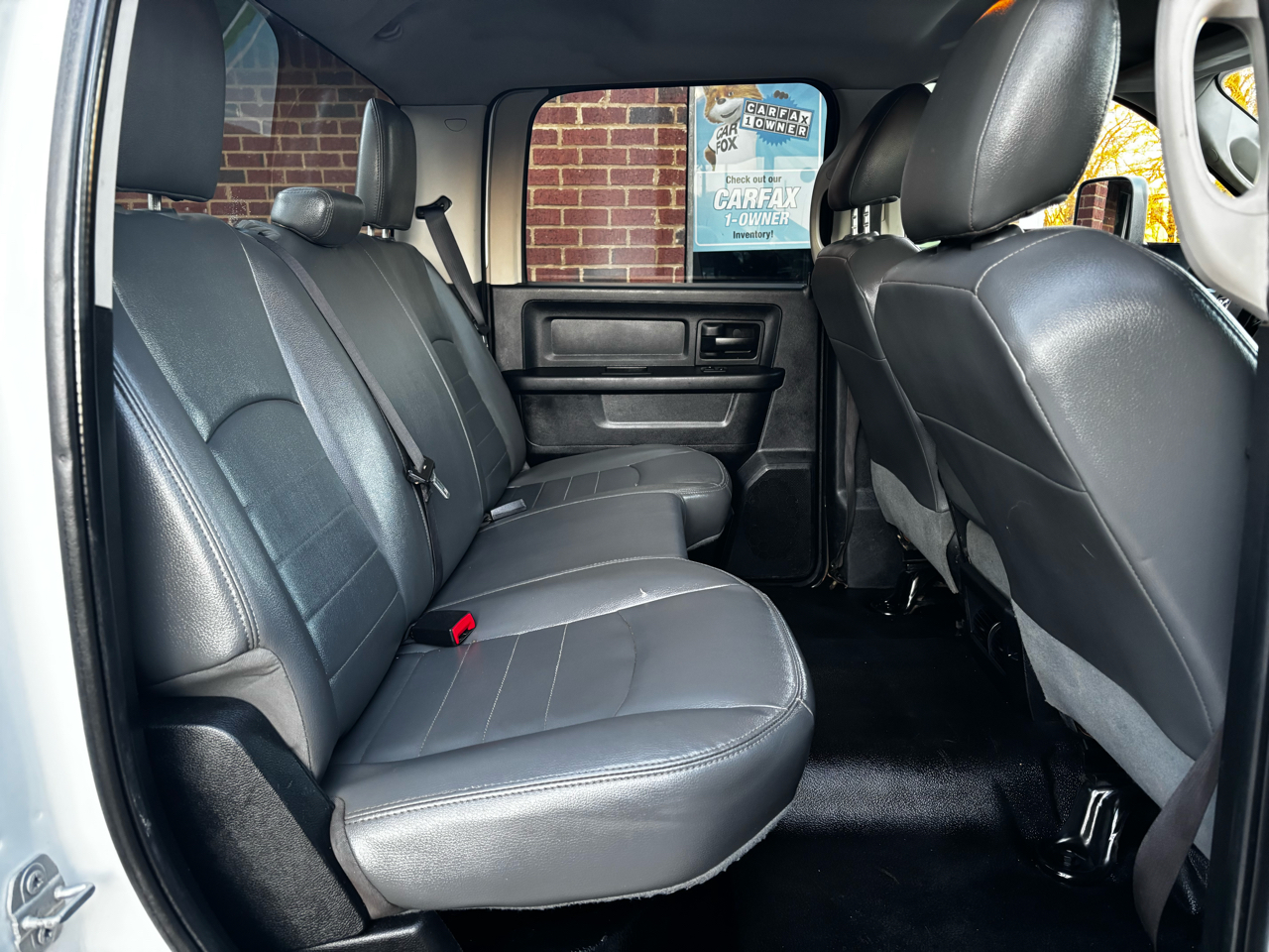 RAM 3500 Chassis Cab Tradesman 4WD Crew Cab 60" CA 172.4" WB 2017