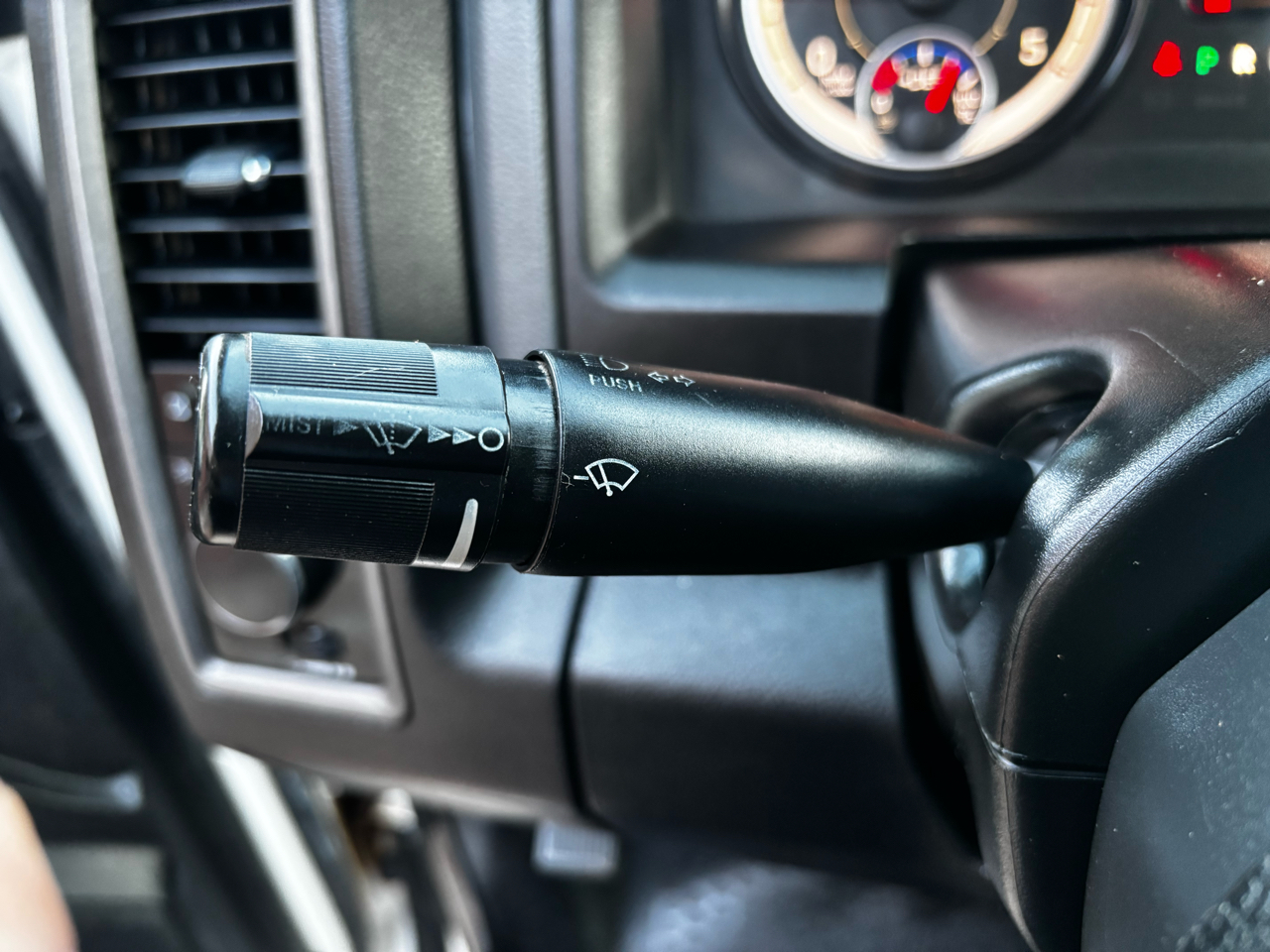 RAM 3500 Chassis Cab Tradesman 4WD Crew Cab 60" CA 172.4" WB 2017