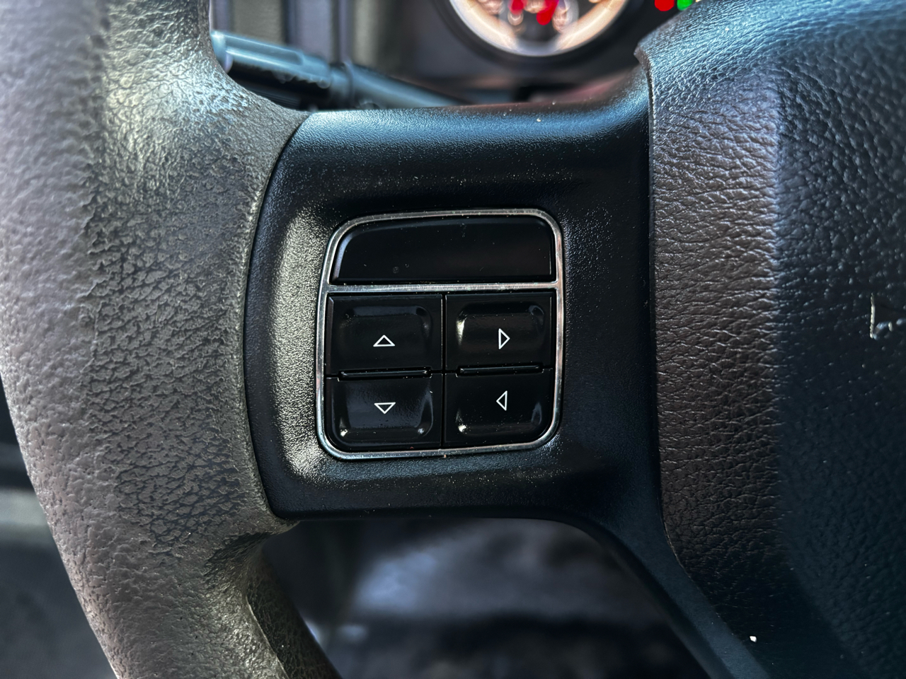 RAM 3500 Chassis Cab Tradesman 4WD Crew Cab 60" CA 172.4" WB 2017