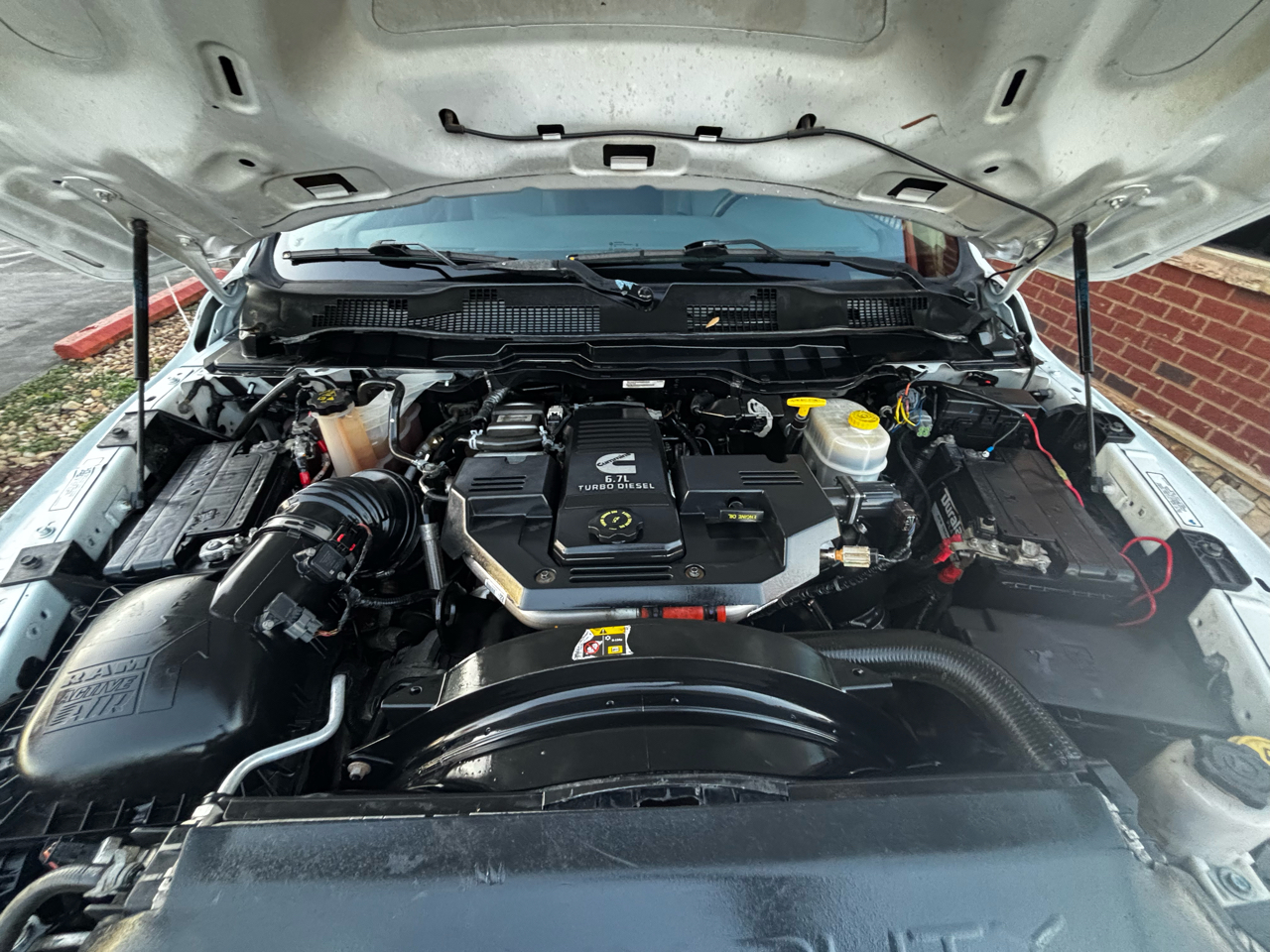 RAM 3500 Chassis Cab Tradesman 4WD Crew Cab 60" CA 172.4" WB 2017