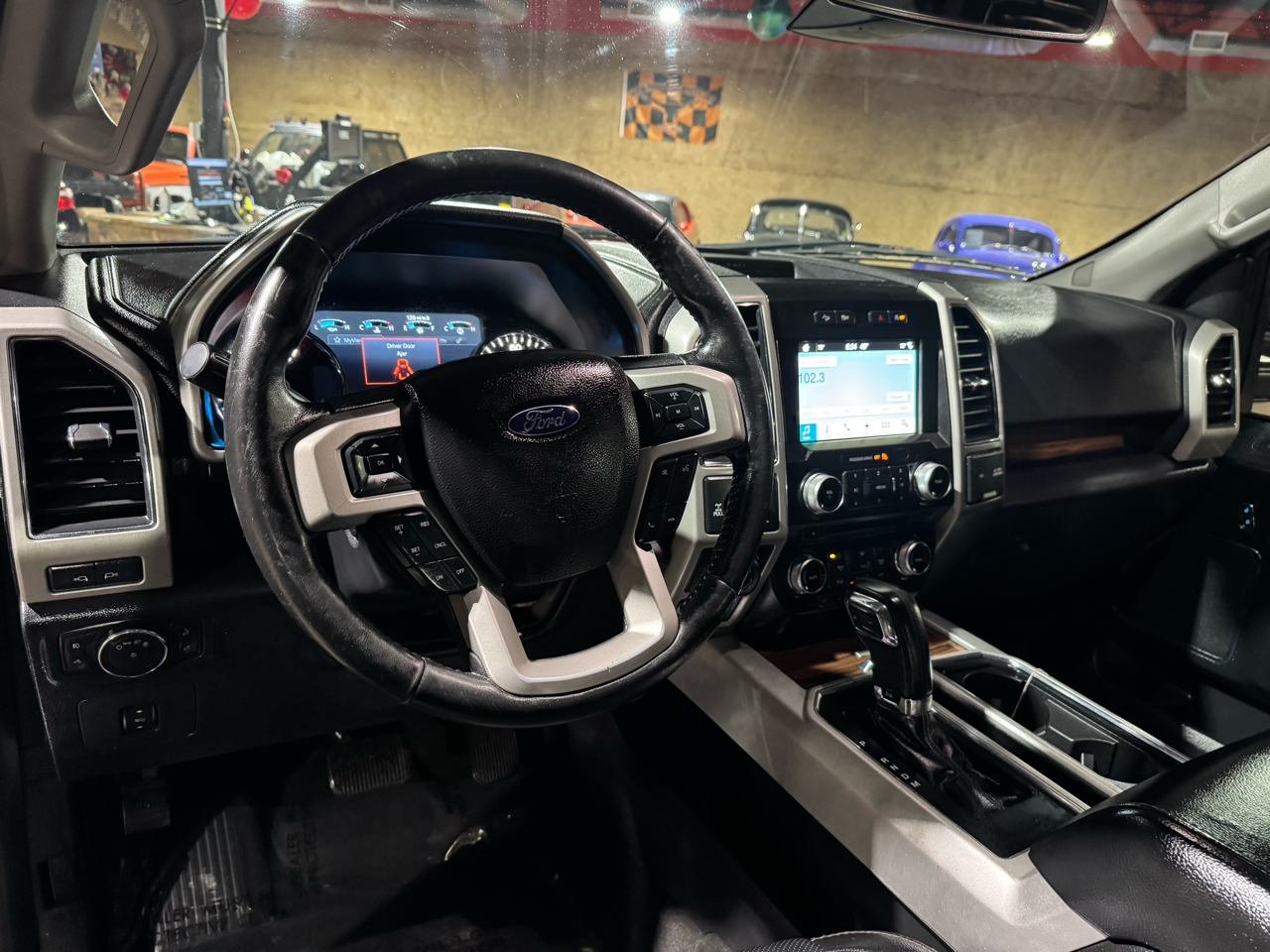 Ford F-150 Lariat 4WD SuperCrew 5.5' Box 2017