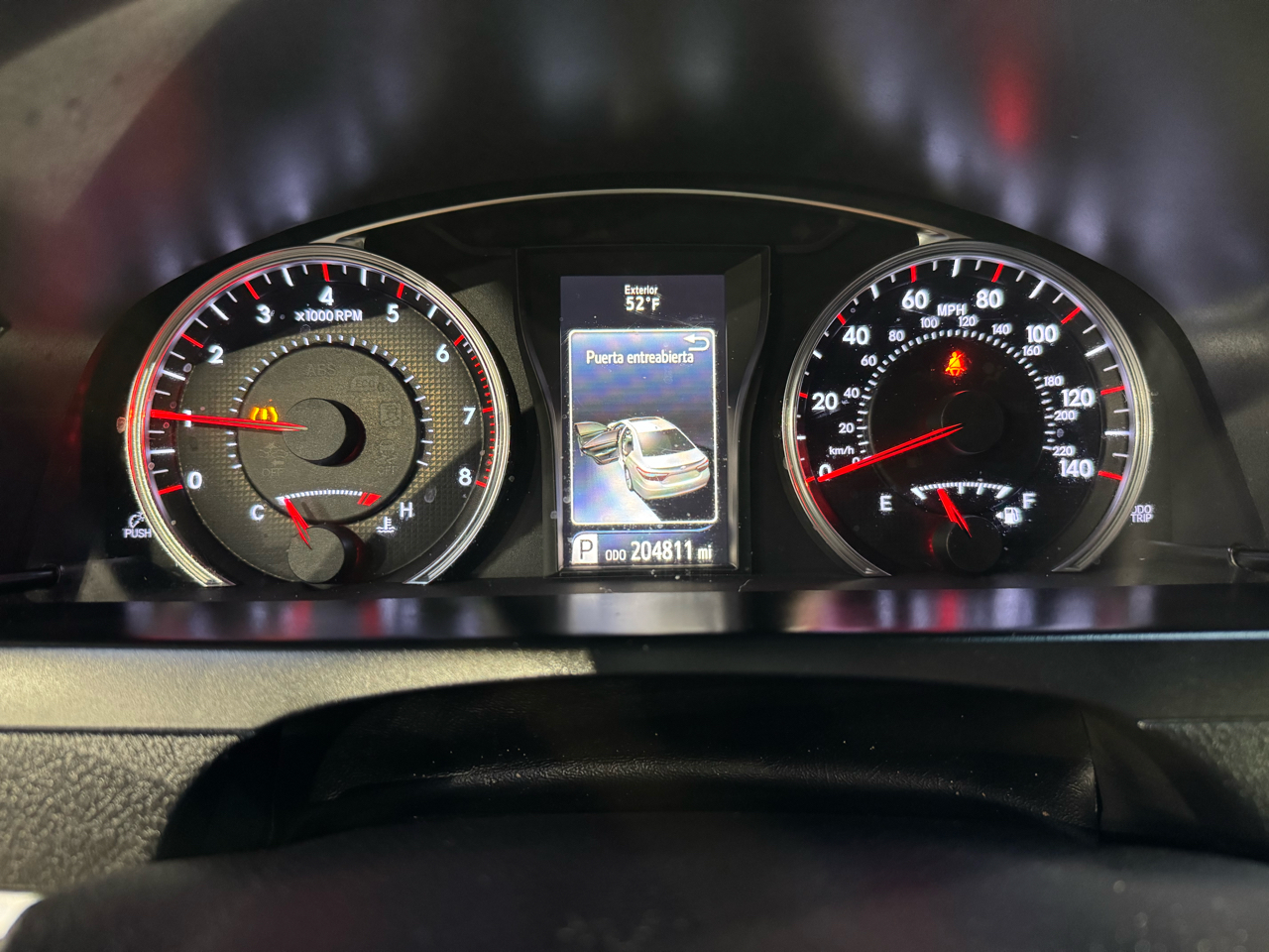 Toyota Camry 4dr Sdn I4 Auto XLE (Natl) 2015