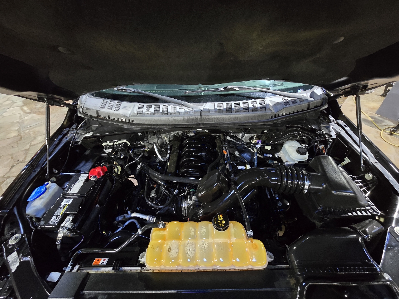 Ford F-150 4WD SuperCab 145" XLT 2016