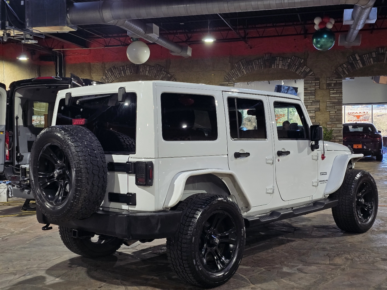 Jeep Wrangler Unlimited 4WD 4dr Sport 2014