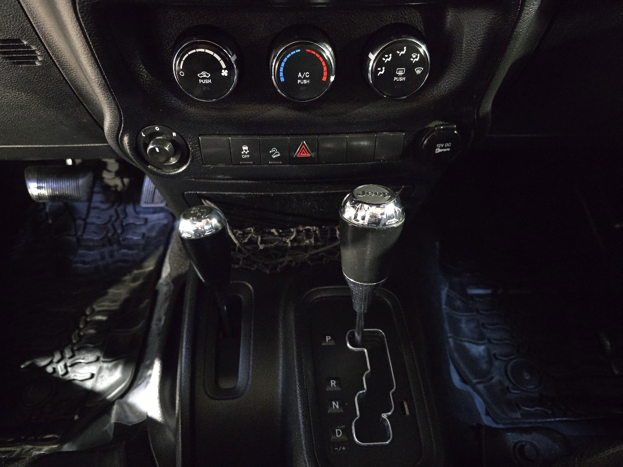 Jeep Wrangler Unlimited 4WD 4dr Sport 2014