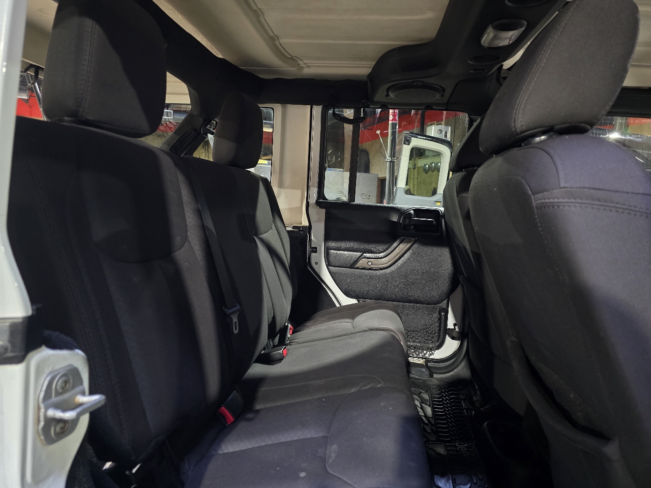 Jeep Wrangler Unlimited 4WD 4dr Sport 2014