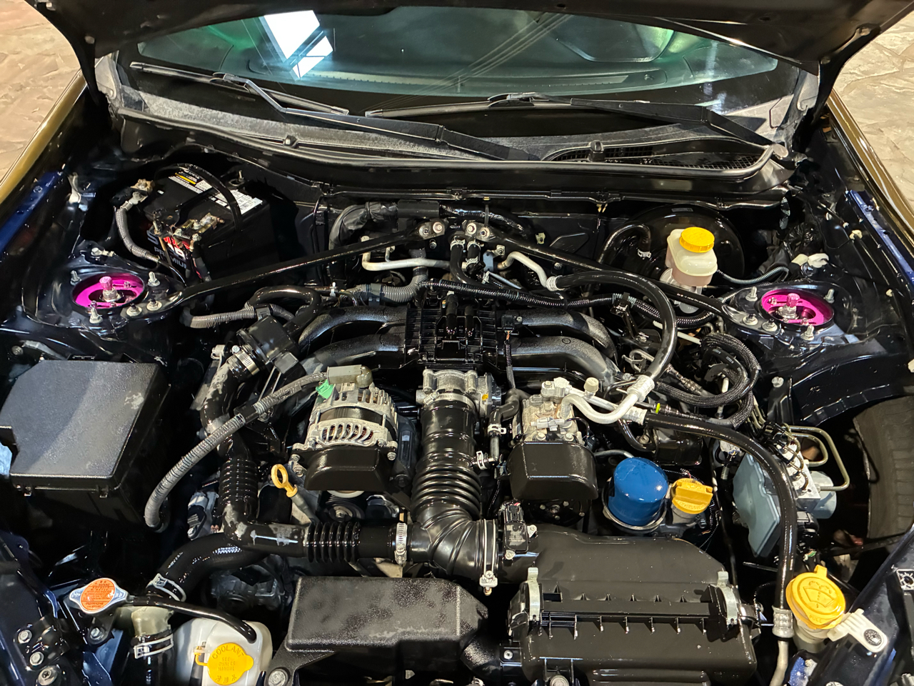 Scion FR-S 2dr Cpe Man (Natl) 2013