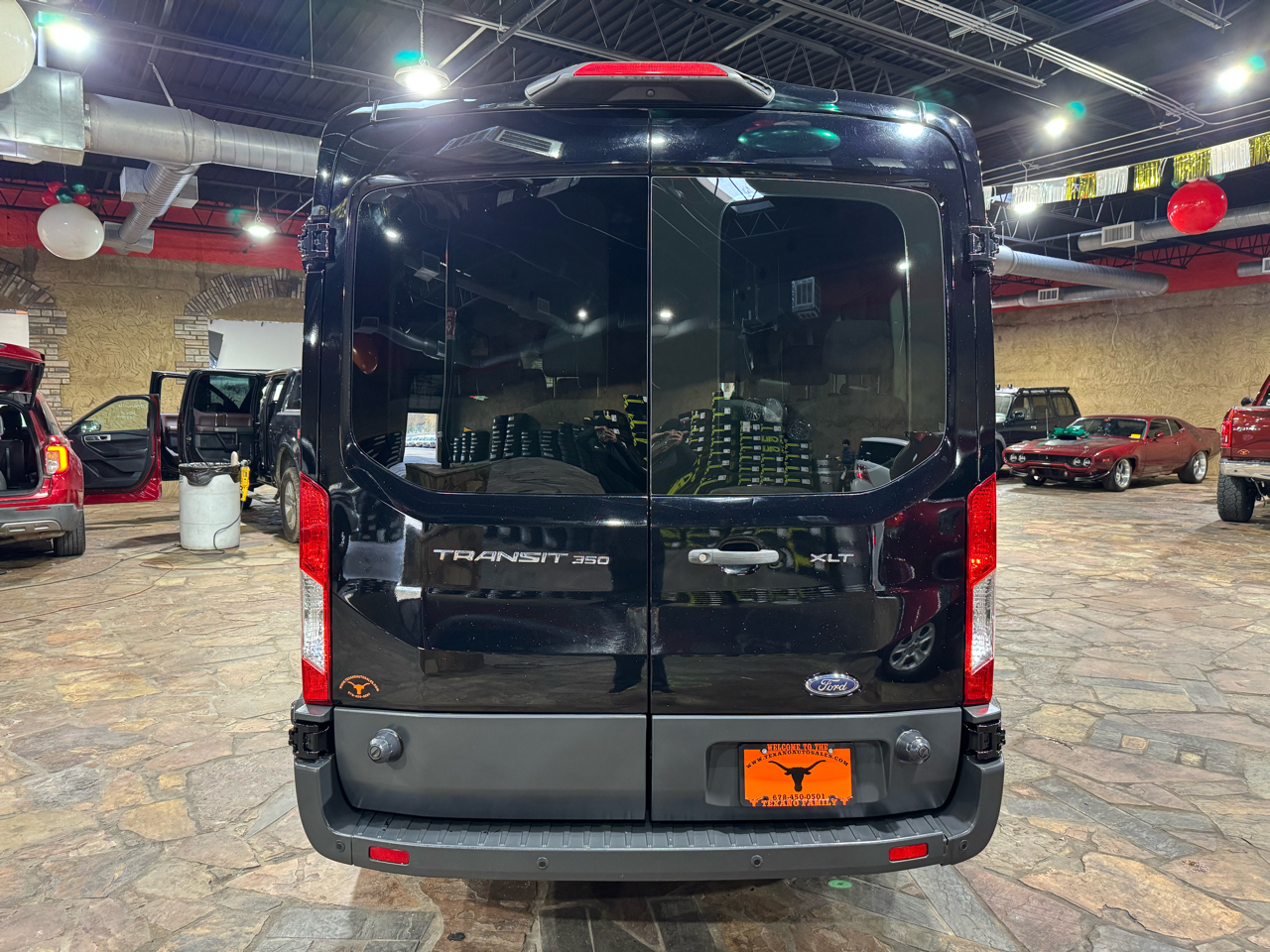 Ford Transit Passenger Wagon T-350 148" Med Roof XLT Sliding RH Dr 2018