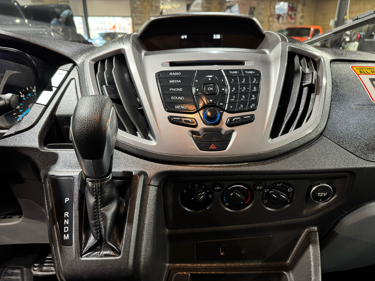 Ford Transit Passenger Wagon T-350 148" Med Roof XLT Sliding RH Dr 2018