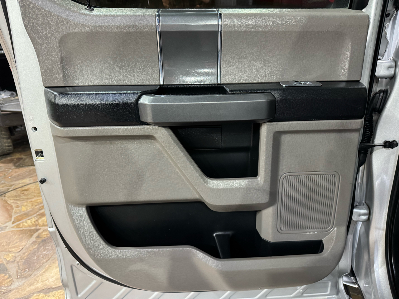 Ford F-150 2WD Supercab 133" XLT 2015