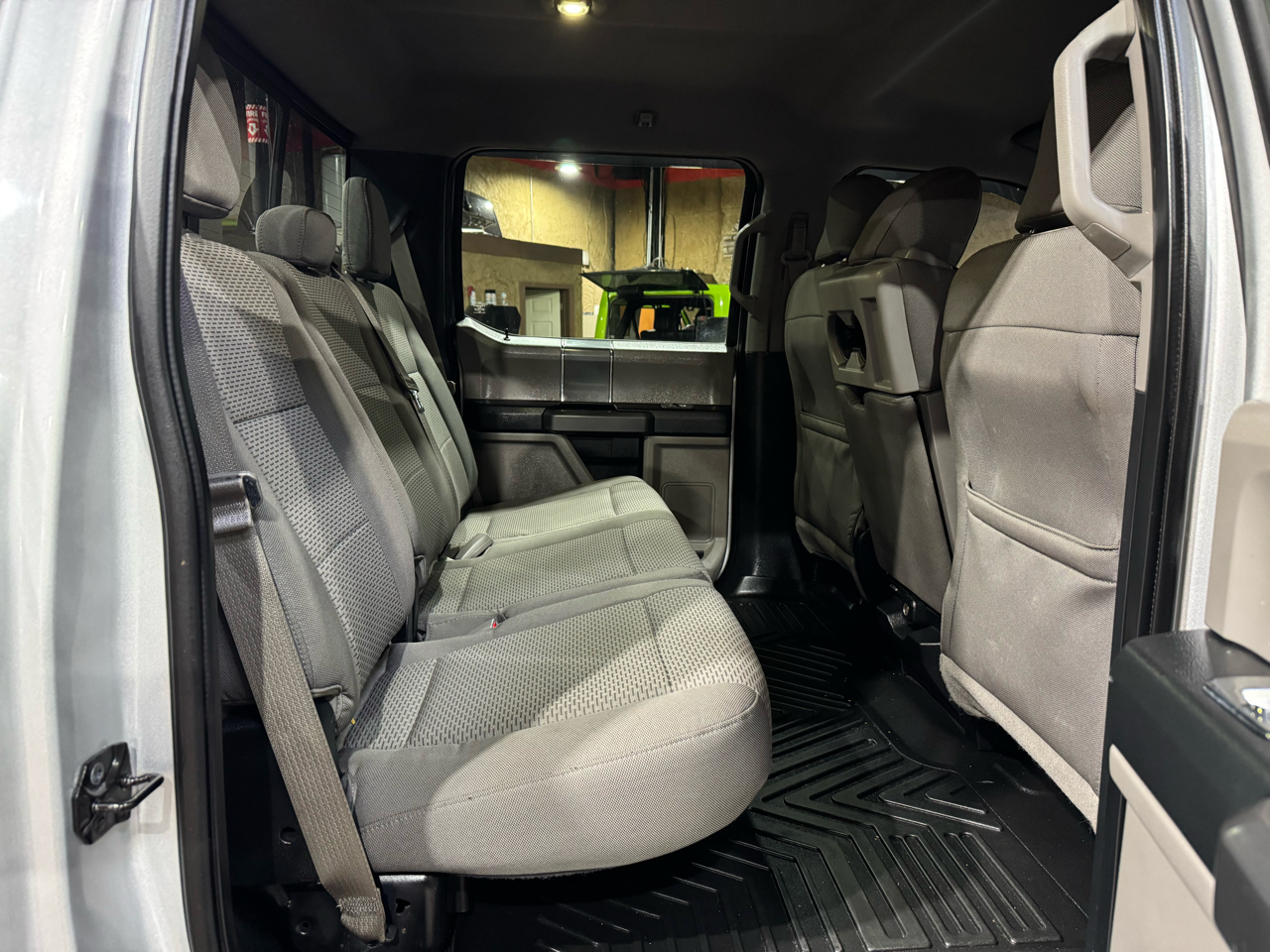 Ford F-150 2WD Supercab 133" XLT 2015