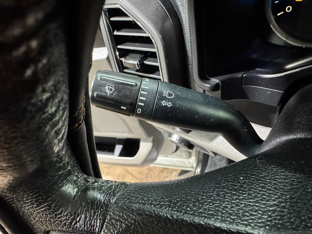 Ford F-150 2WD Supercab 133" XLT 2015