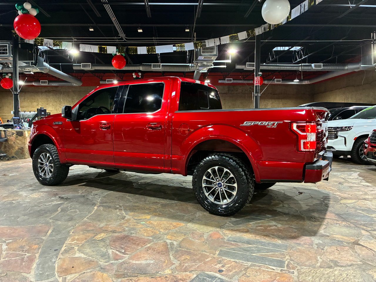Ford F-150 4WD SuperCab 145" XLT 2018