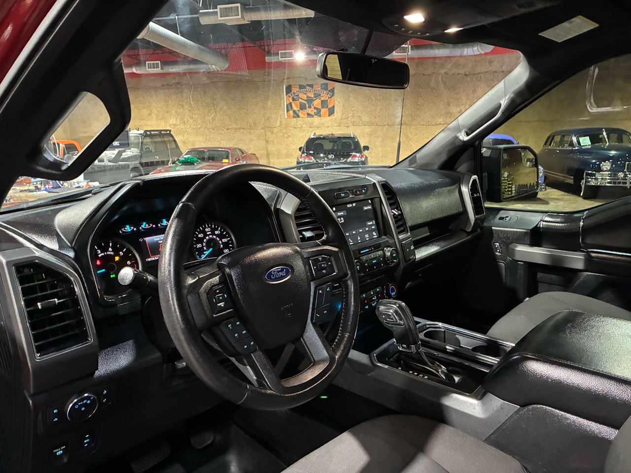 Ford F-150 4WD SuperCab 145" XLT 2018