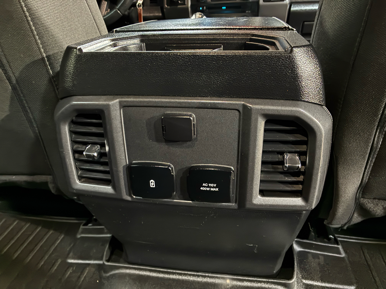 Ford F-150 4WD SuperCab 145" XLT 2018