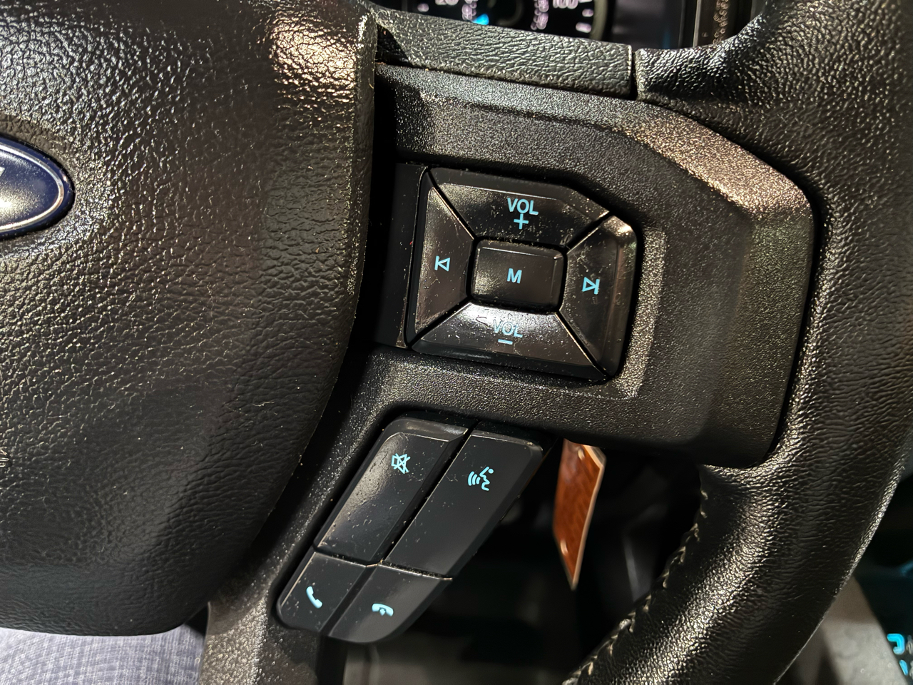 Ford F-150 4WD SuperCab 145" XLT 2018