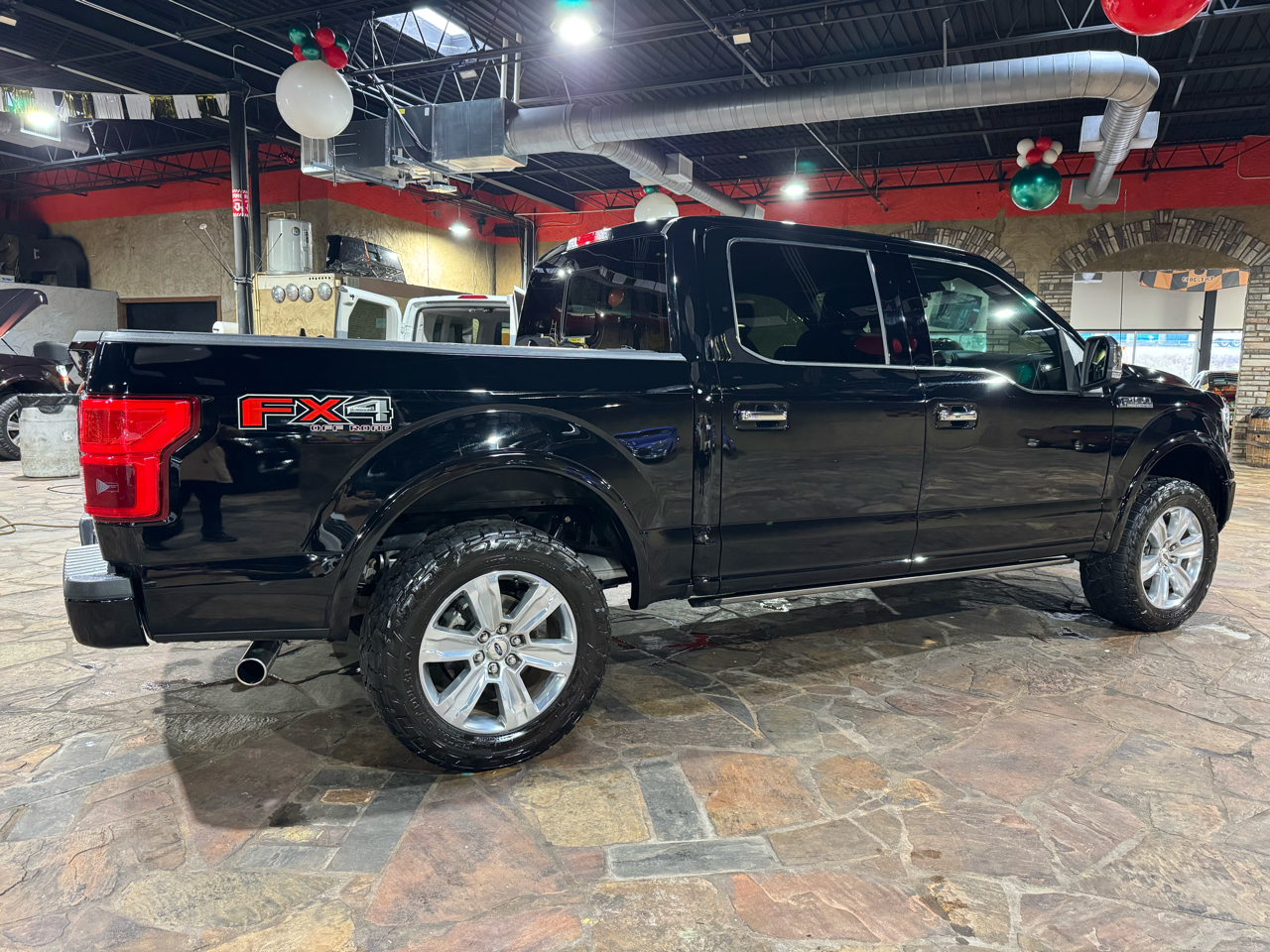 Ford F-150 Platinum 4WD SuperCrew 5.5' Box 2018