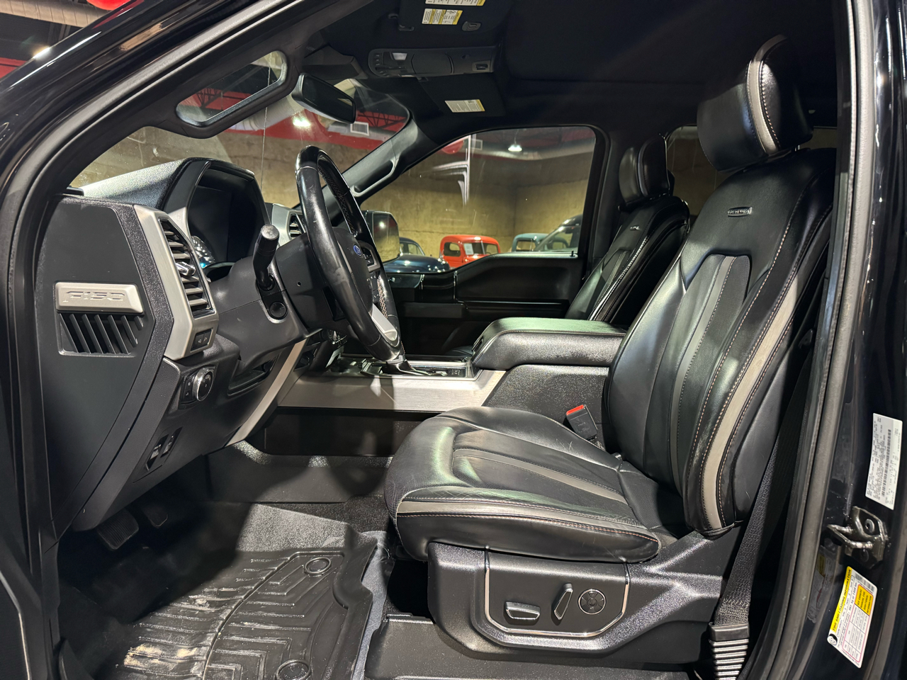 Ford F-150 Platinum 4WD SuperCrew 5.5' Box 2018