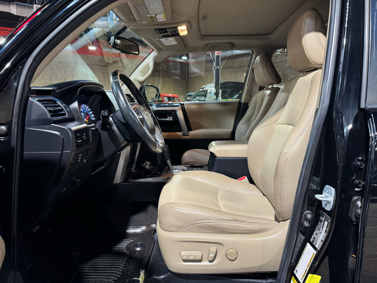 Toyota 4Runner 4WD 4dr V6 Trail Premium (Natl) 2016