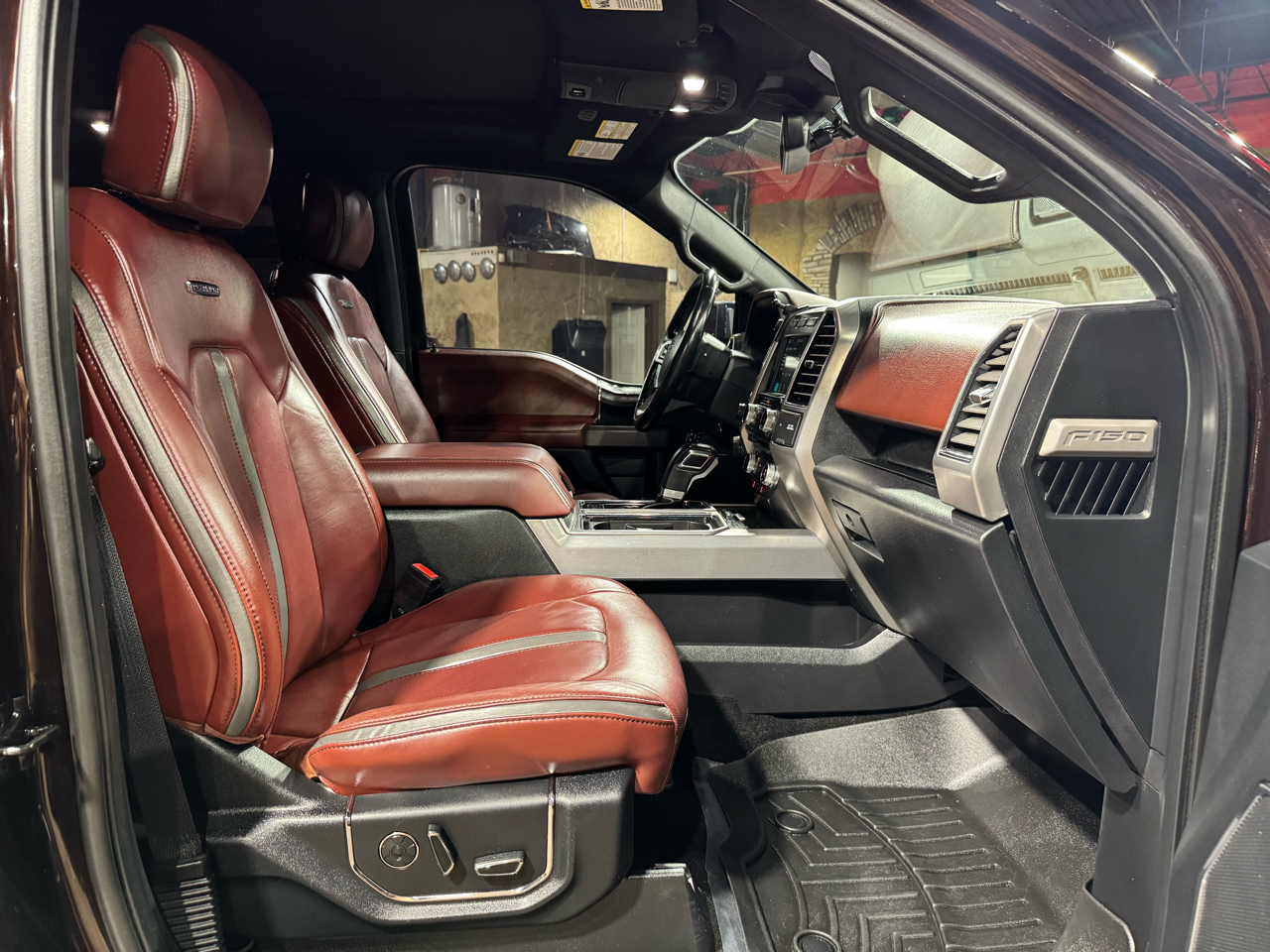 Ford F-150 Platinum 4WD SuperCrew 5.5' Box 2018