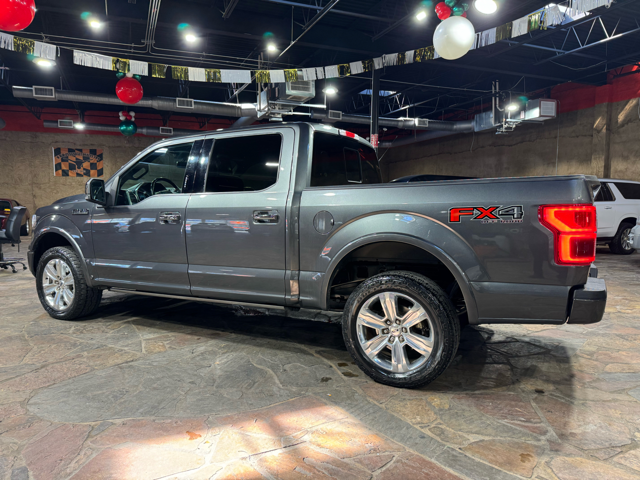 Ford F-150 Platinum 4WD SuperCrew 5.5' Box 2020
