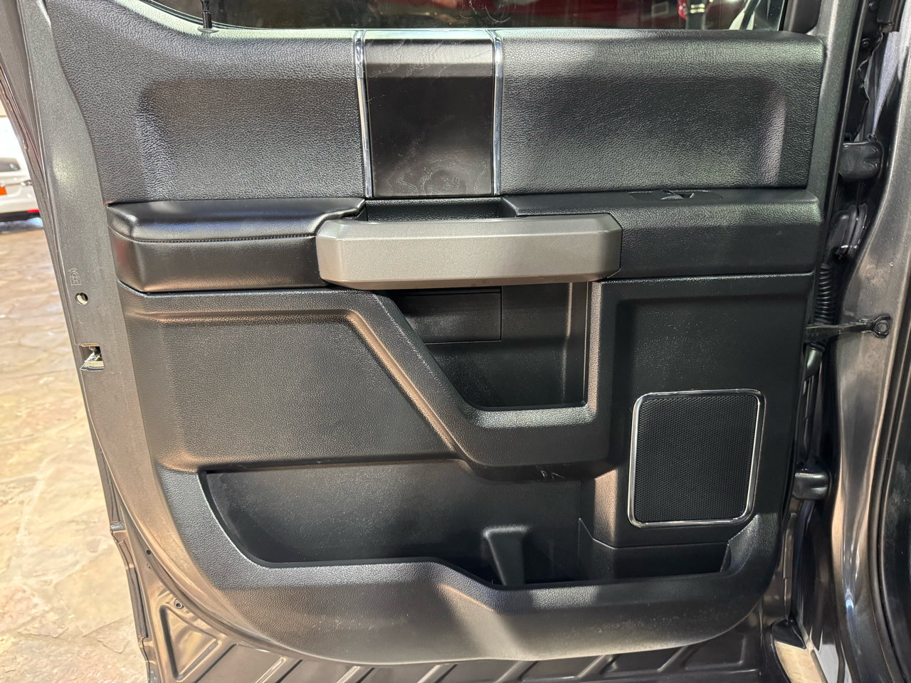 Ford F-150 Platinum 4WD SuperCrew 5.5' Box 2020