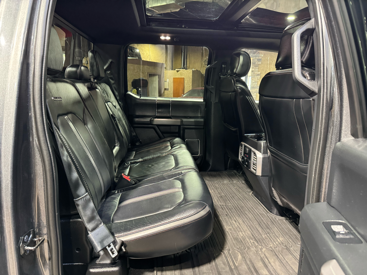 Ford F-150 Platinum 4WD SuperCrew 5.5' Box 2020