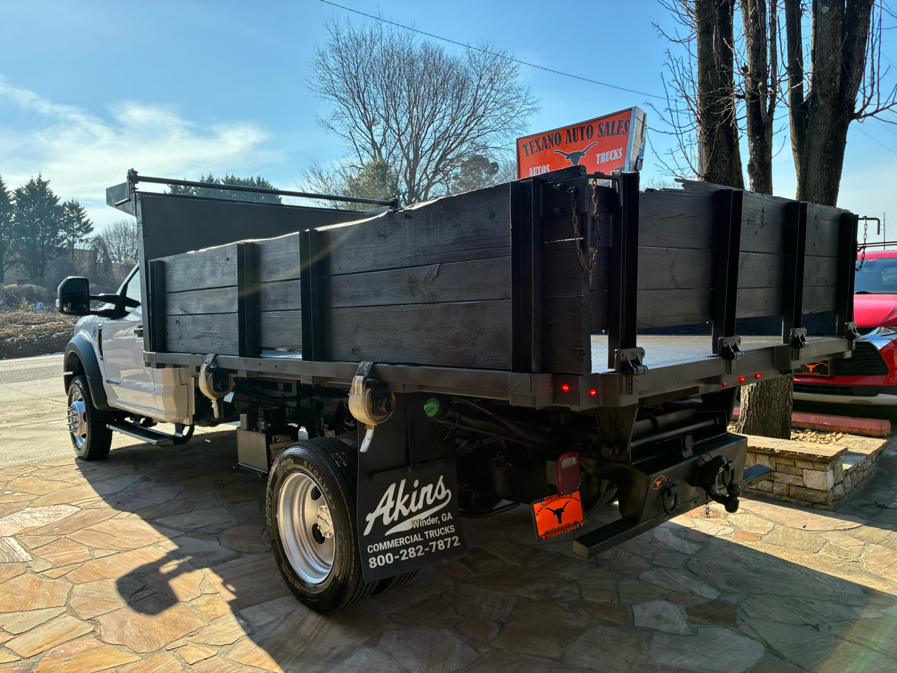 Ford Super Duty F-450 DRW XLT 4WD Reg Cab 145" WB 60" CA XLT 2019