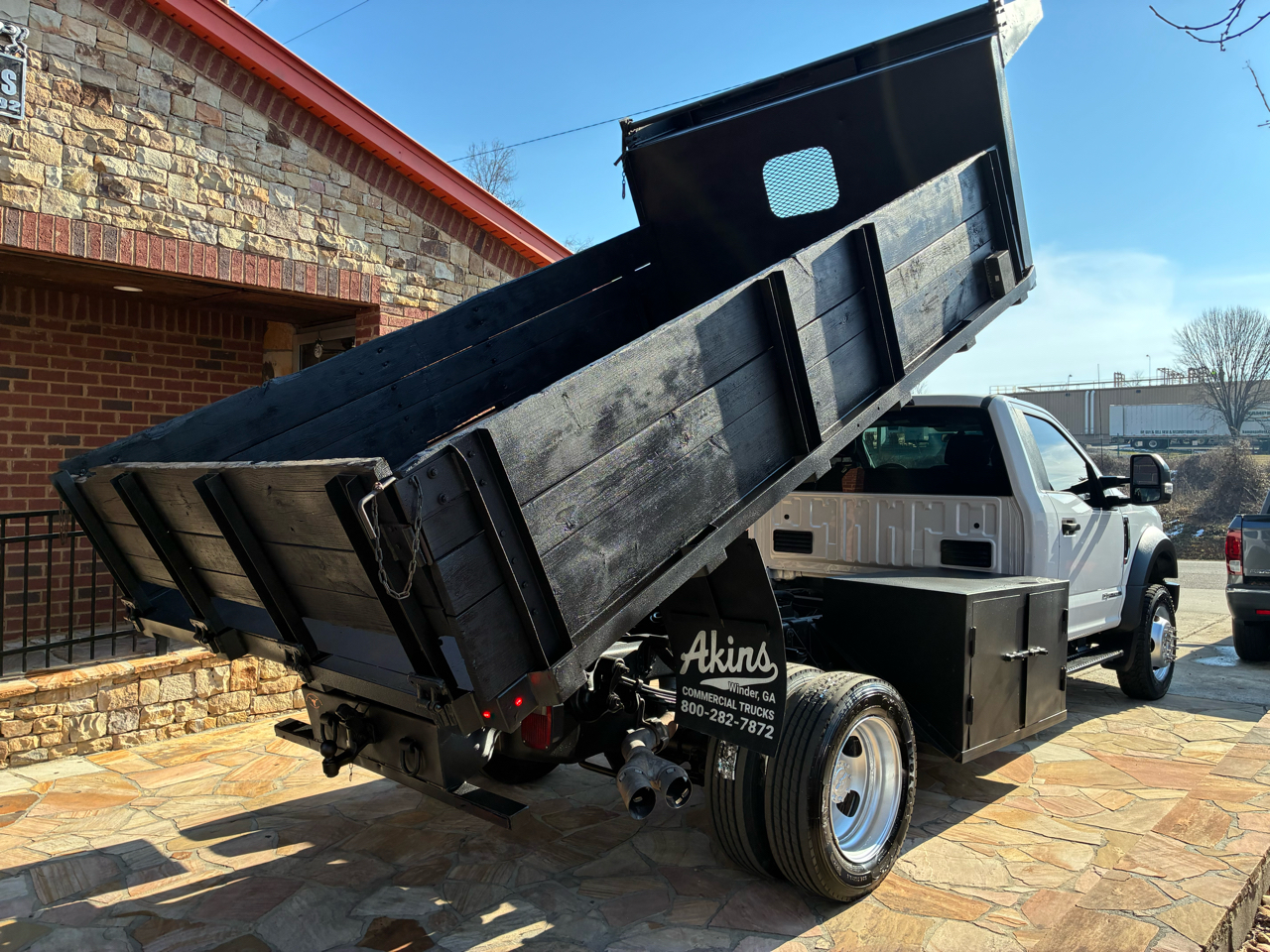 Ford Super Duty F-450 DRW XLT 4WD Reg Cab 145" WB 60" CA XLT 2019