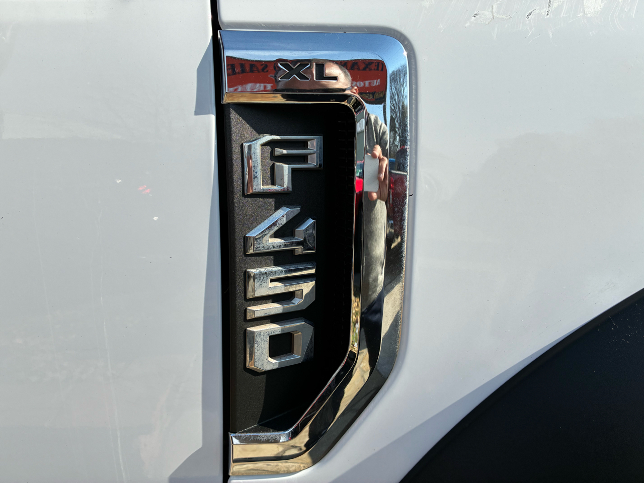 Ford Super Duty F-450 DRW XLT 4WD Reg Cab 145" WB 60" CA XLT 2019