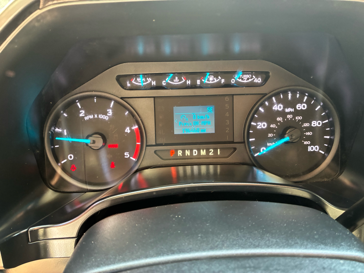 Ford Super Duty F-450 DRW XLT 4WD Reg Cab 145" WB 60" CA XLT 2019